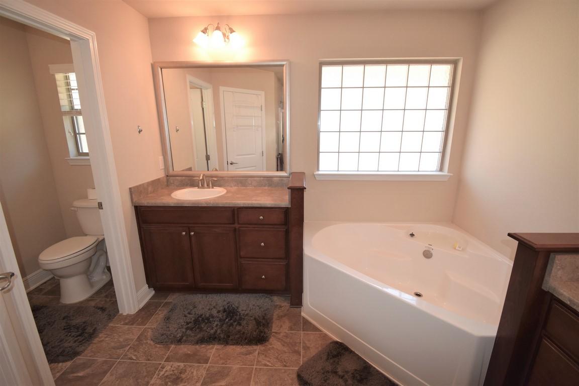 WHISPER CREEK - Residential