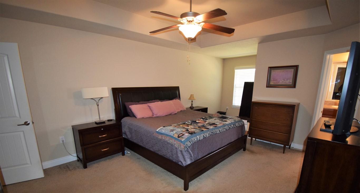 WHISPER CREEK - Residential