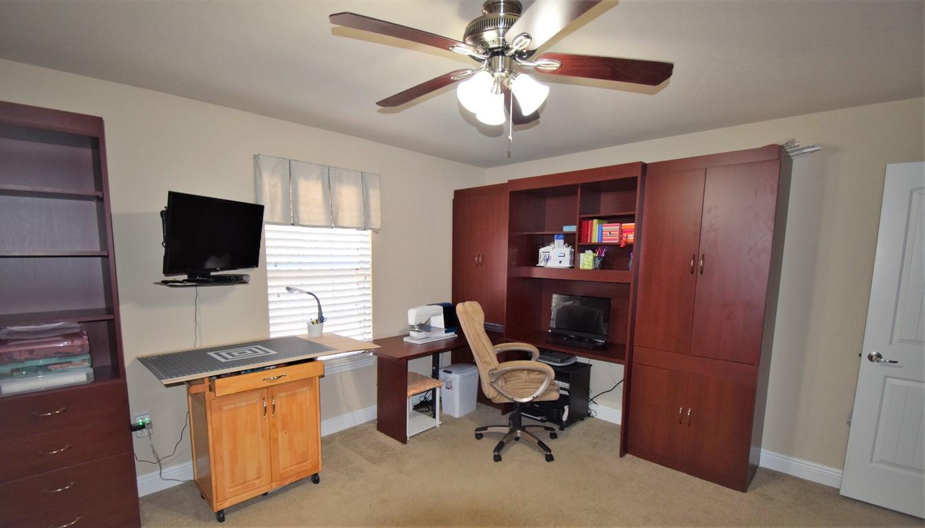 WHISPER CREEK - Residential