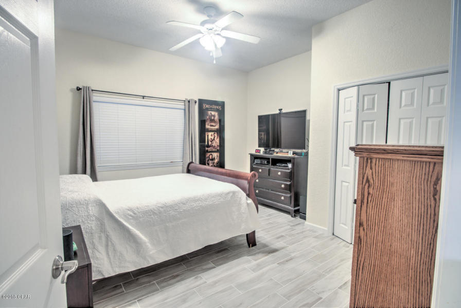 Hibiscus By The Bay - Residential