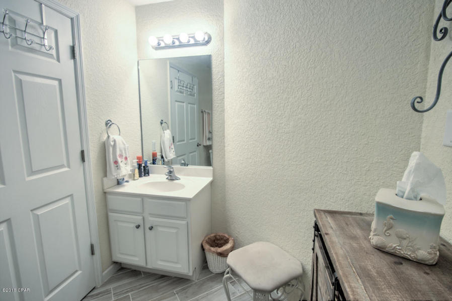 Hibiscus By The Bay - Residential