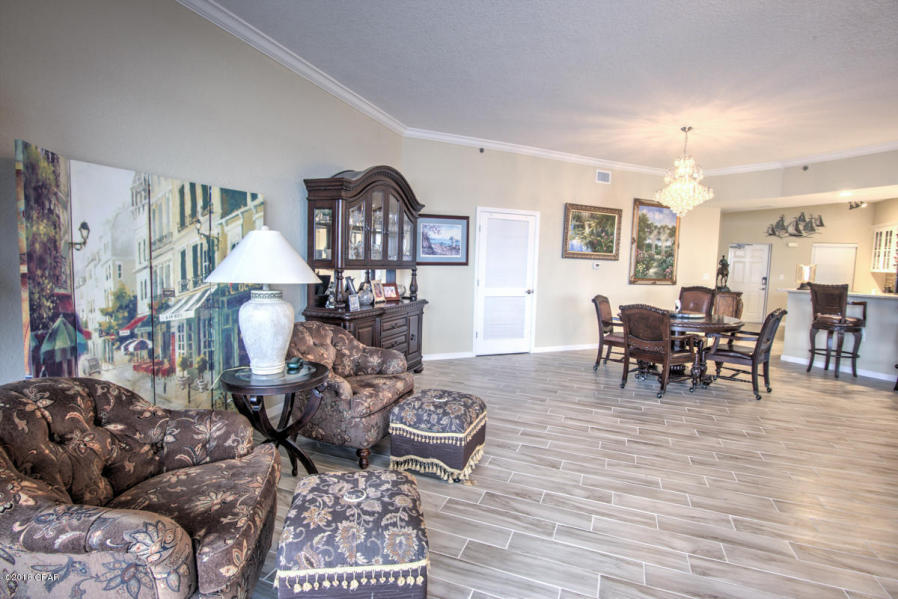 Hibiscus By The Bay - Residential