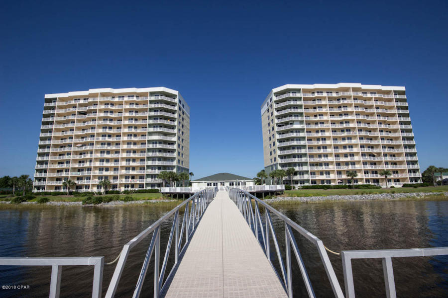 Hibiscus By The Bay - Residential