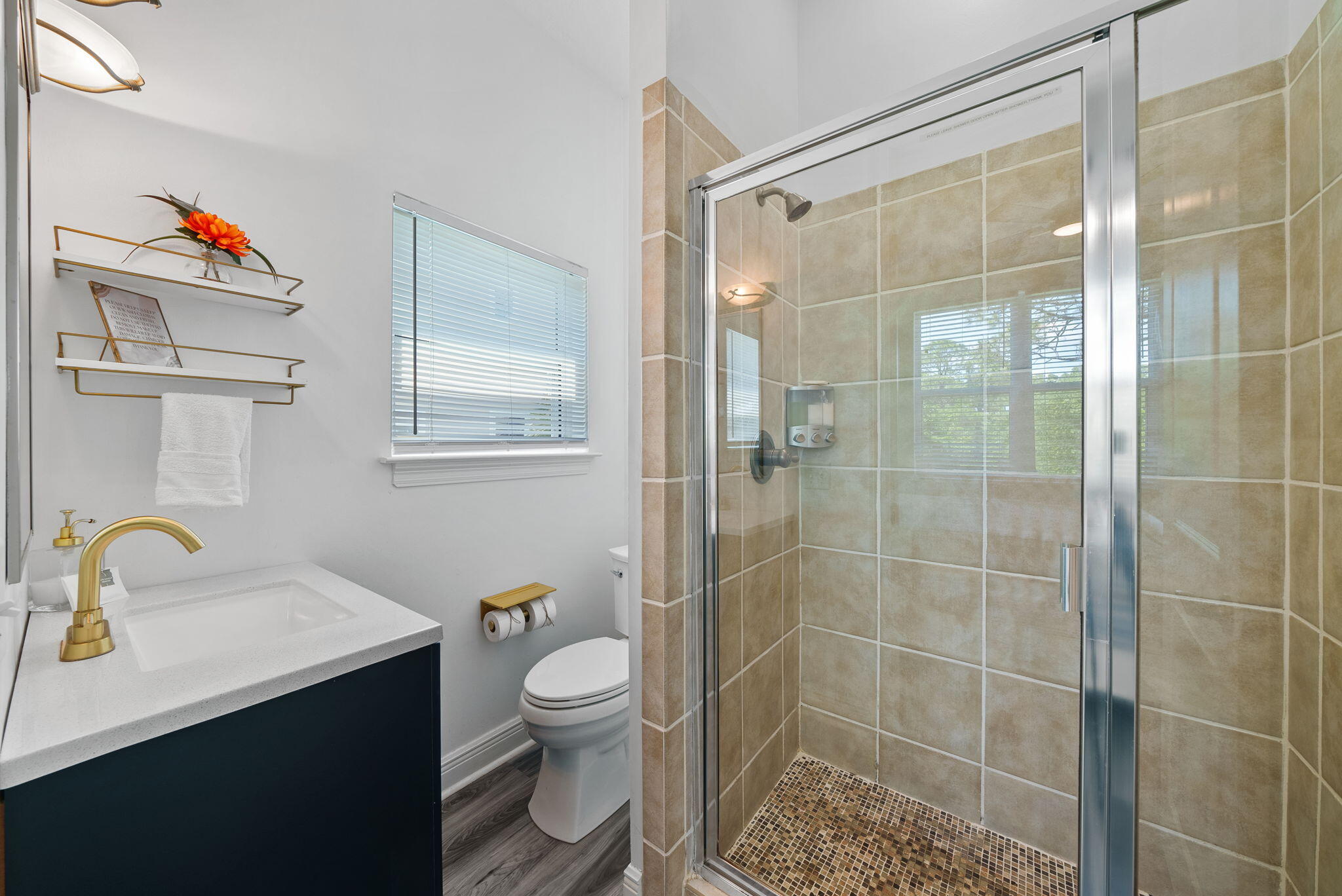 LONG BEACH - Residential