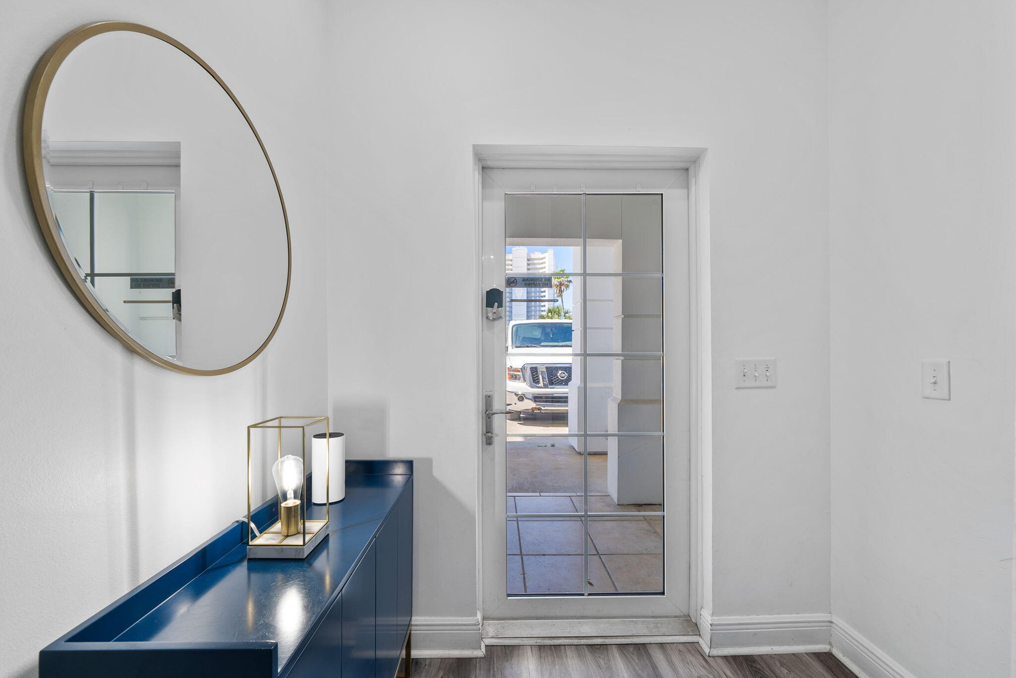 LONG BEACH - Residential