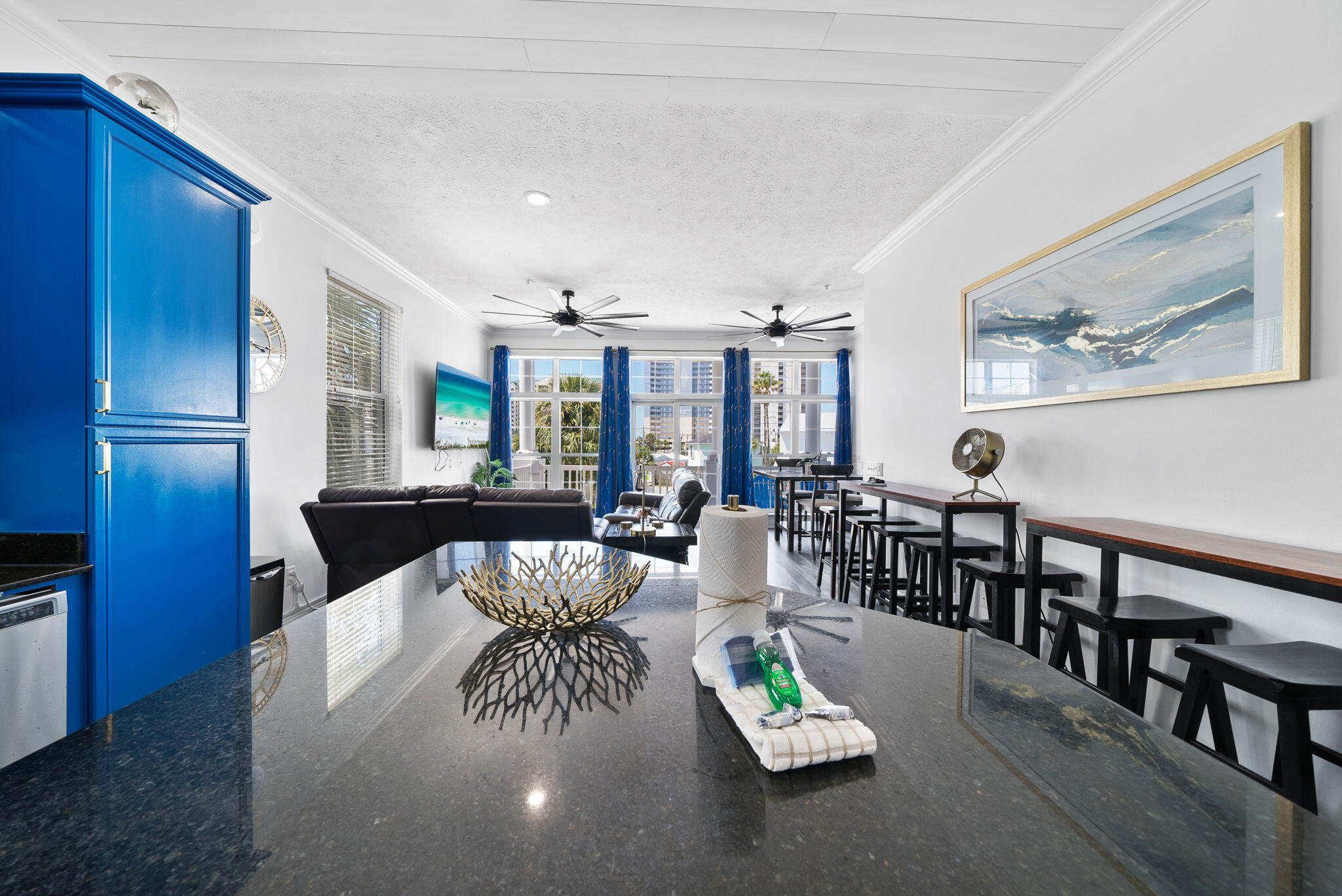 LONG BEACH - Residential