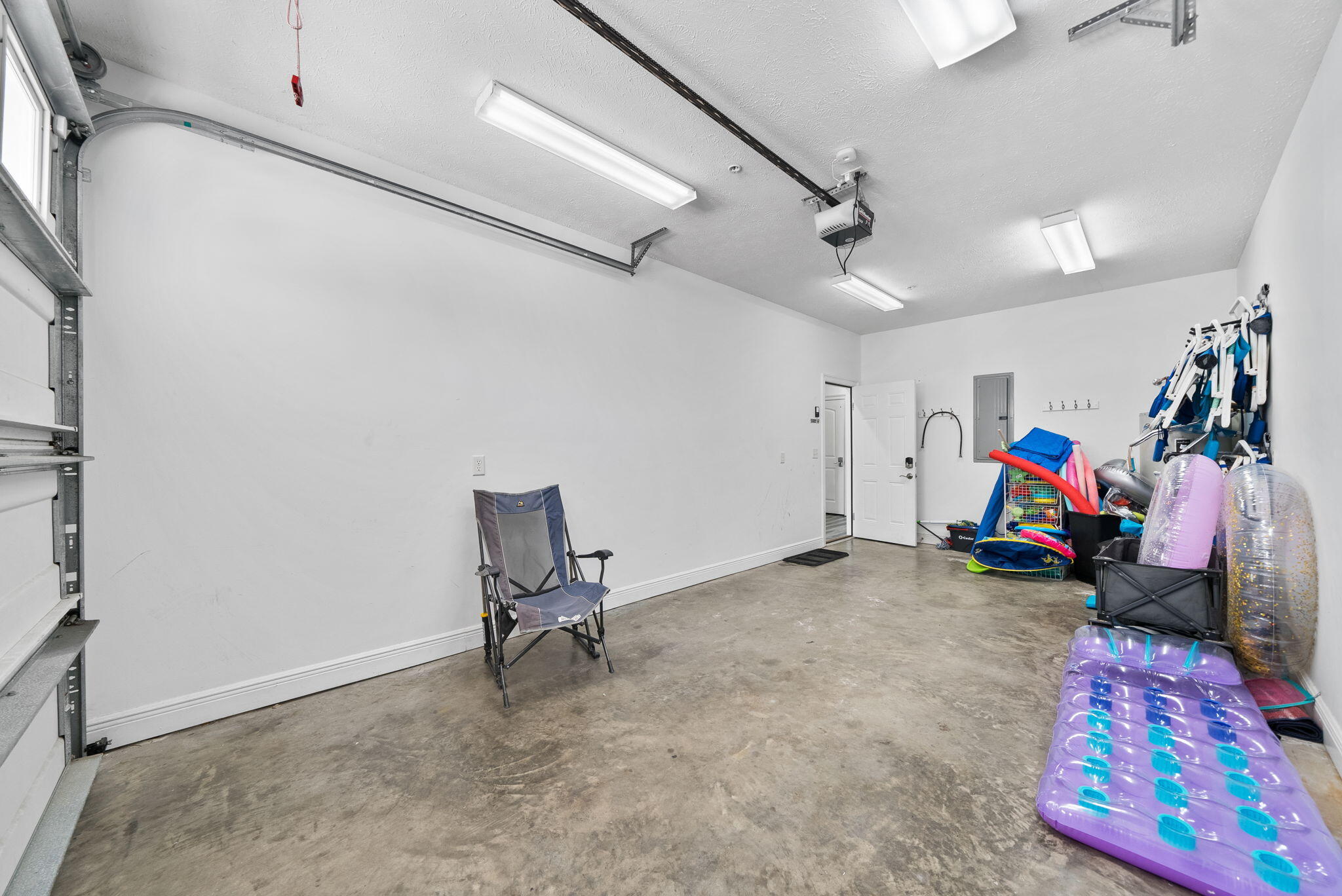 LONG BEACH - Residential