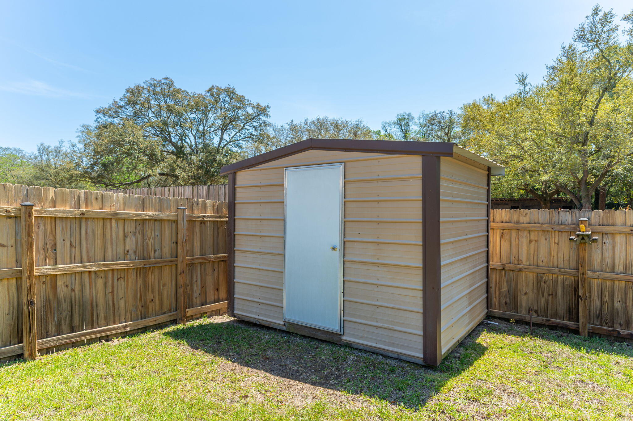 Schneider court - Residential