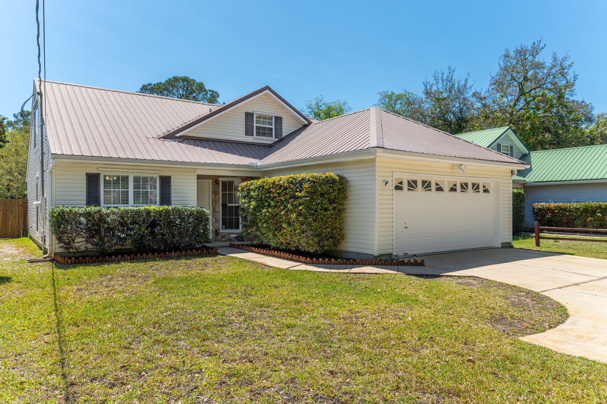 Schneider court - Residential
