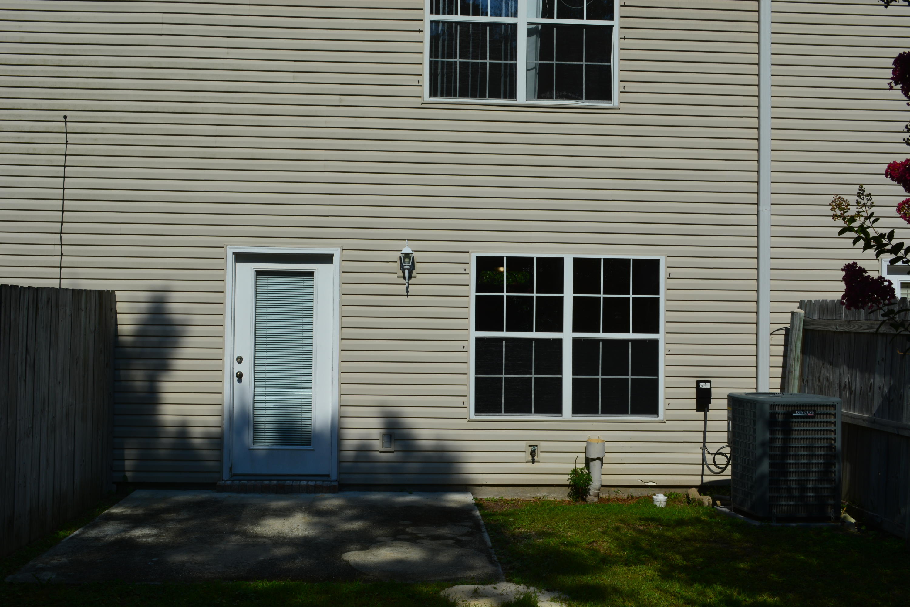 ADASHAN GARDYNS - Residential