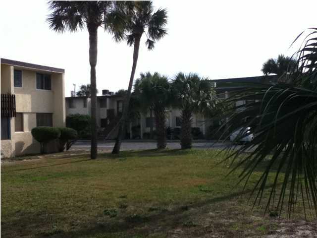 SEA PALM CONDO - Residential Lease
