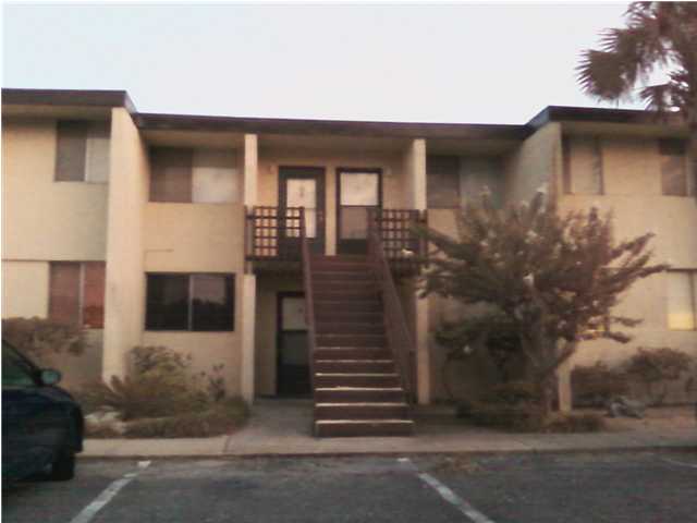 SEA PALM CONDO - Residential Lease