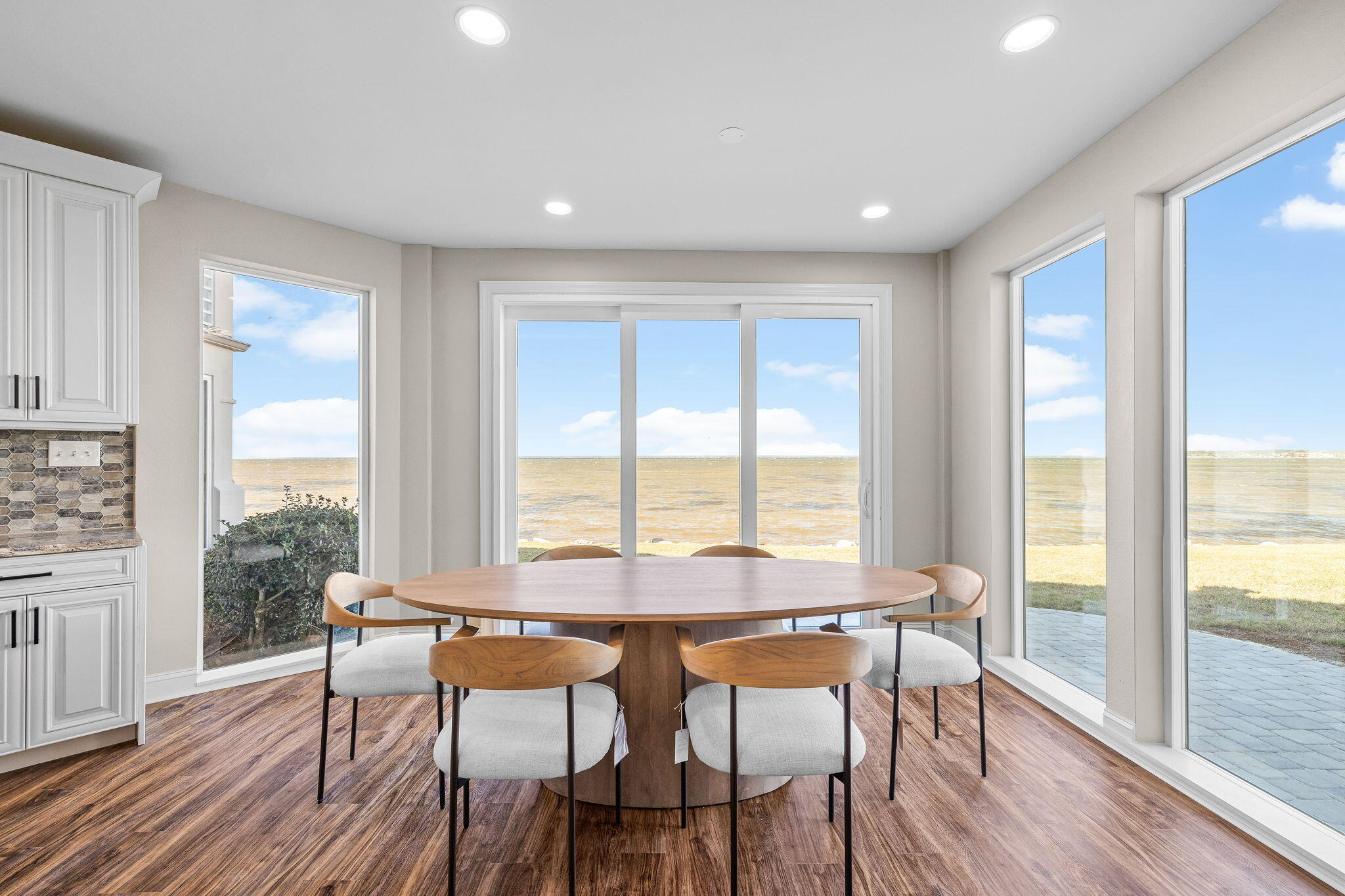 NORTHSHORE - Residential