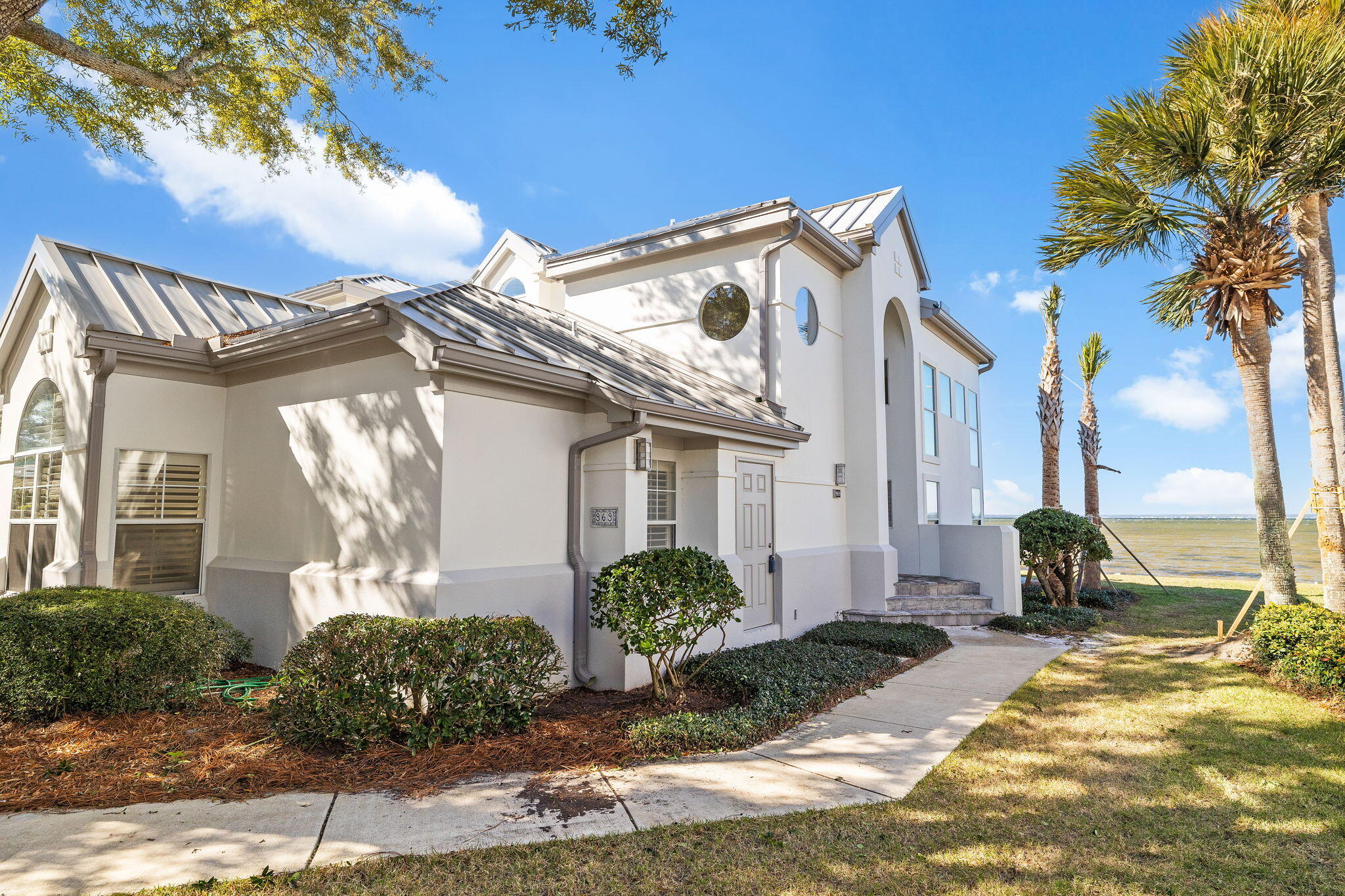 NORTHSHORE - Residential