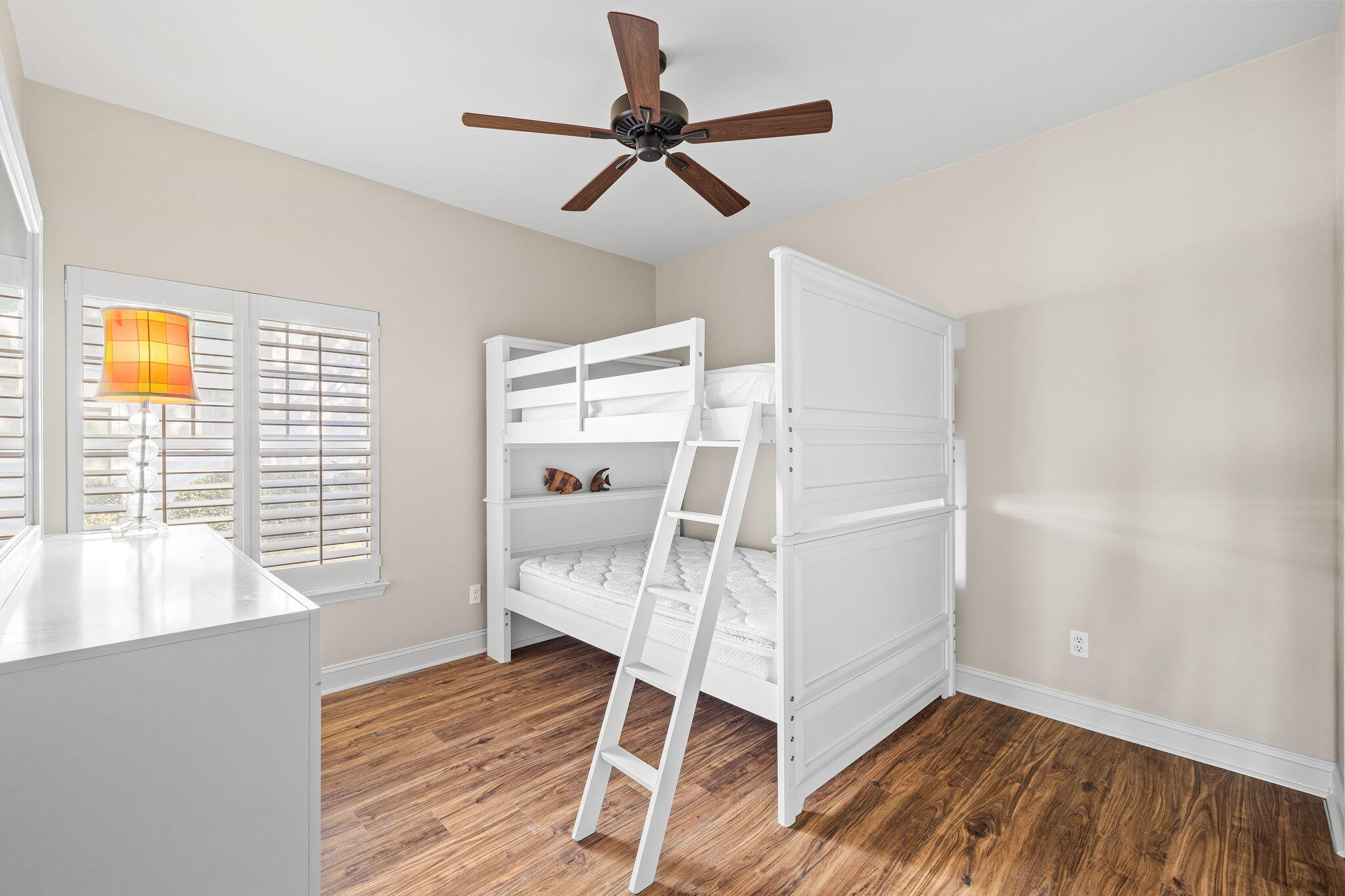 NORTHSHORE - Residential