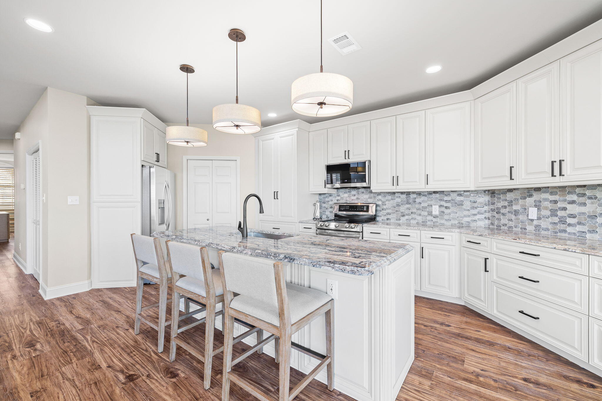 NORTHSHORE - Residential