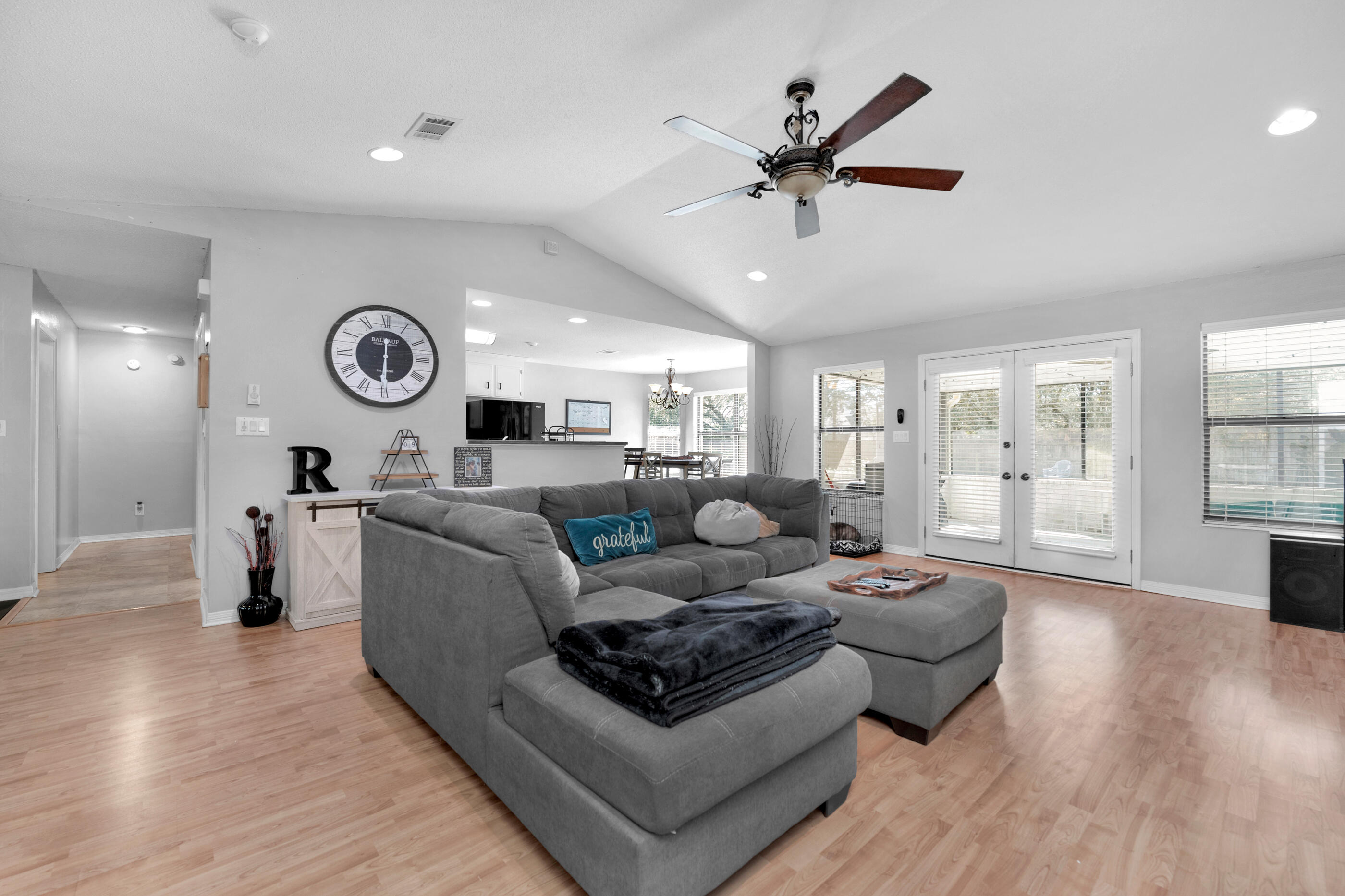 HOLLEY BY THE SEA - Residential