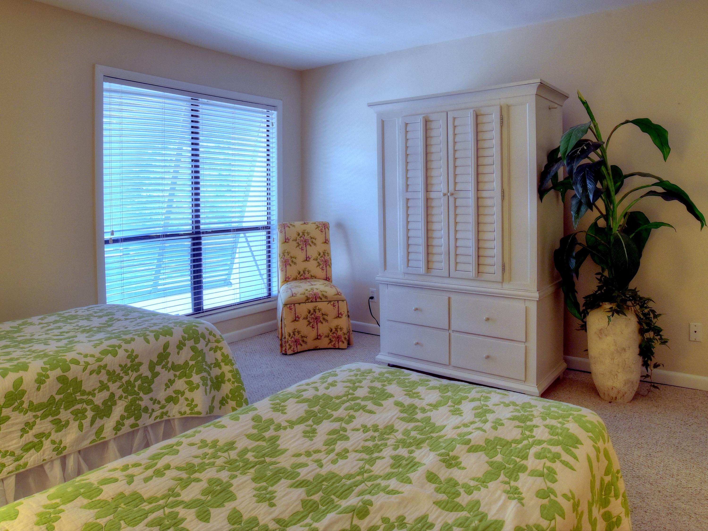 BAYOU VILLAS T/H - PHASE 1 - Residential