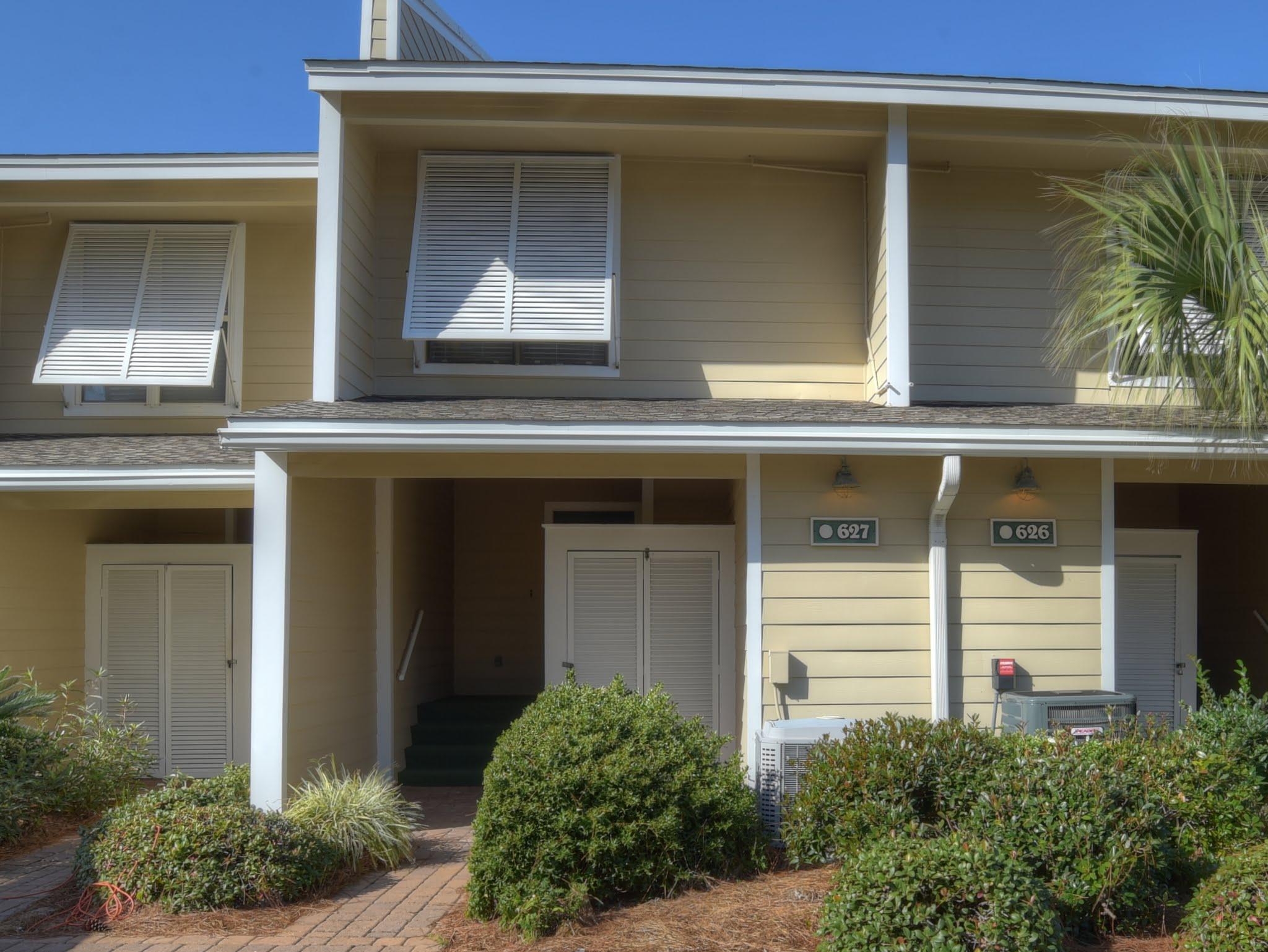 BAYOU VILLAS T/H - PHASE 1 - Residential