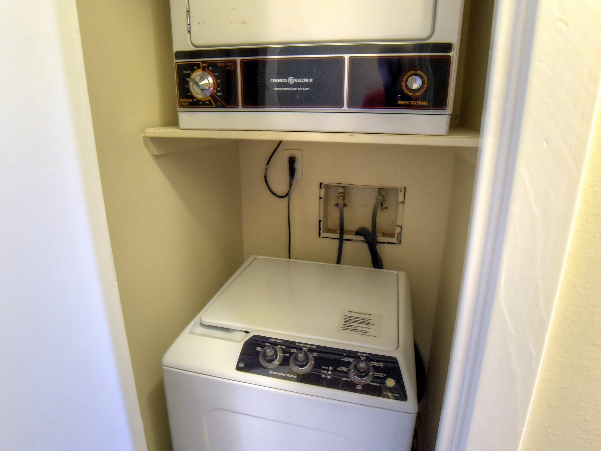 BAYOU VILLAS T/H - PHASE 1 - Residential