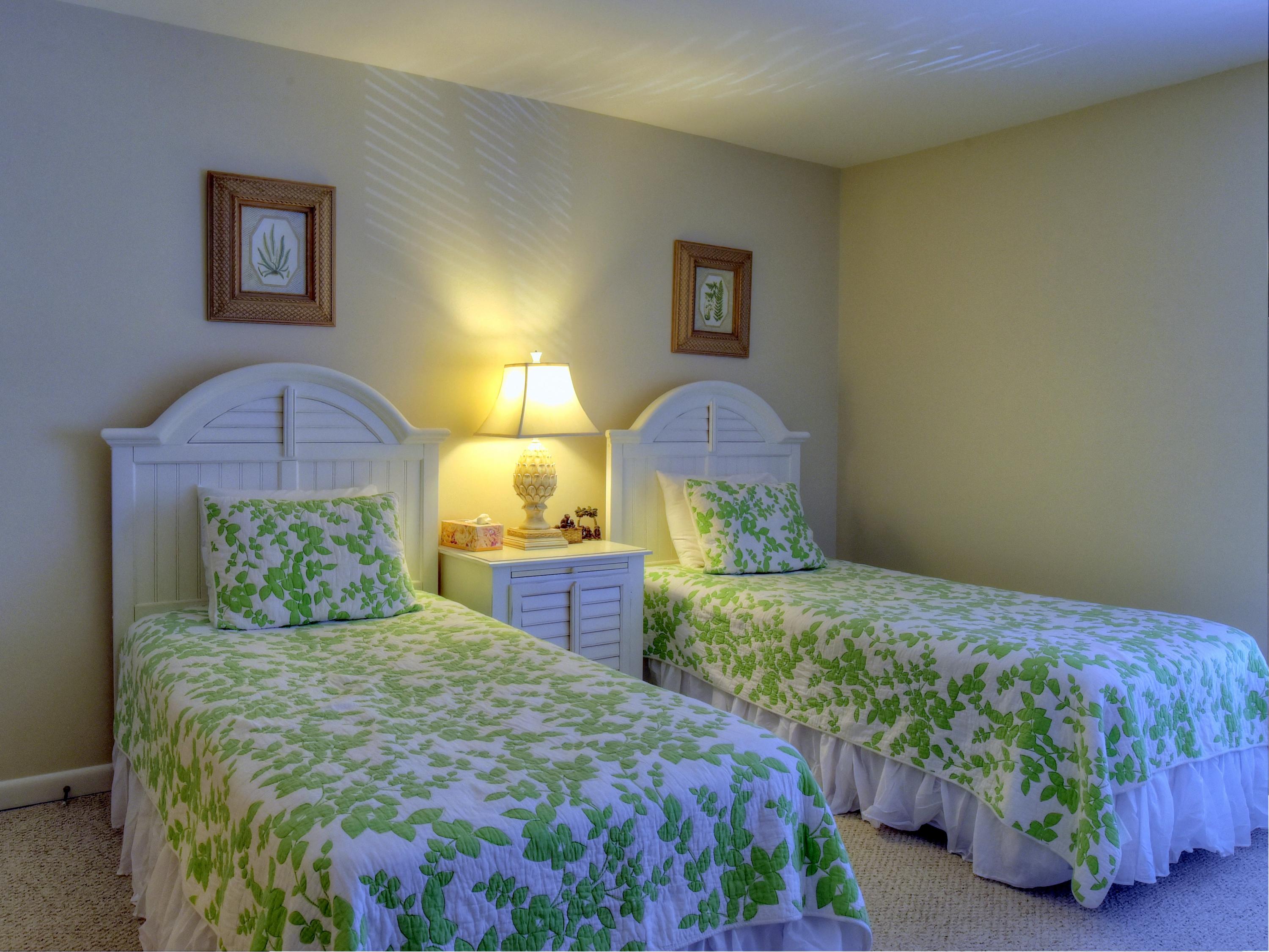 BAYOU VILLAS T/H - PHASE 1 - Residential