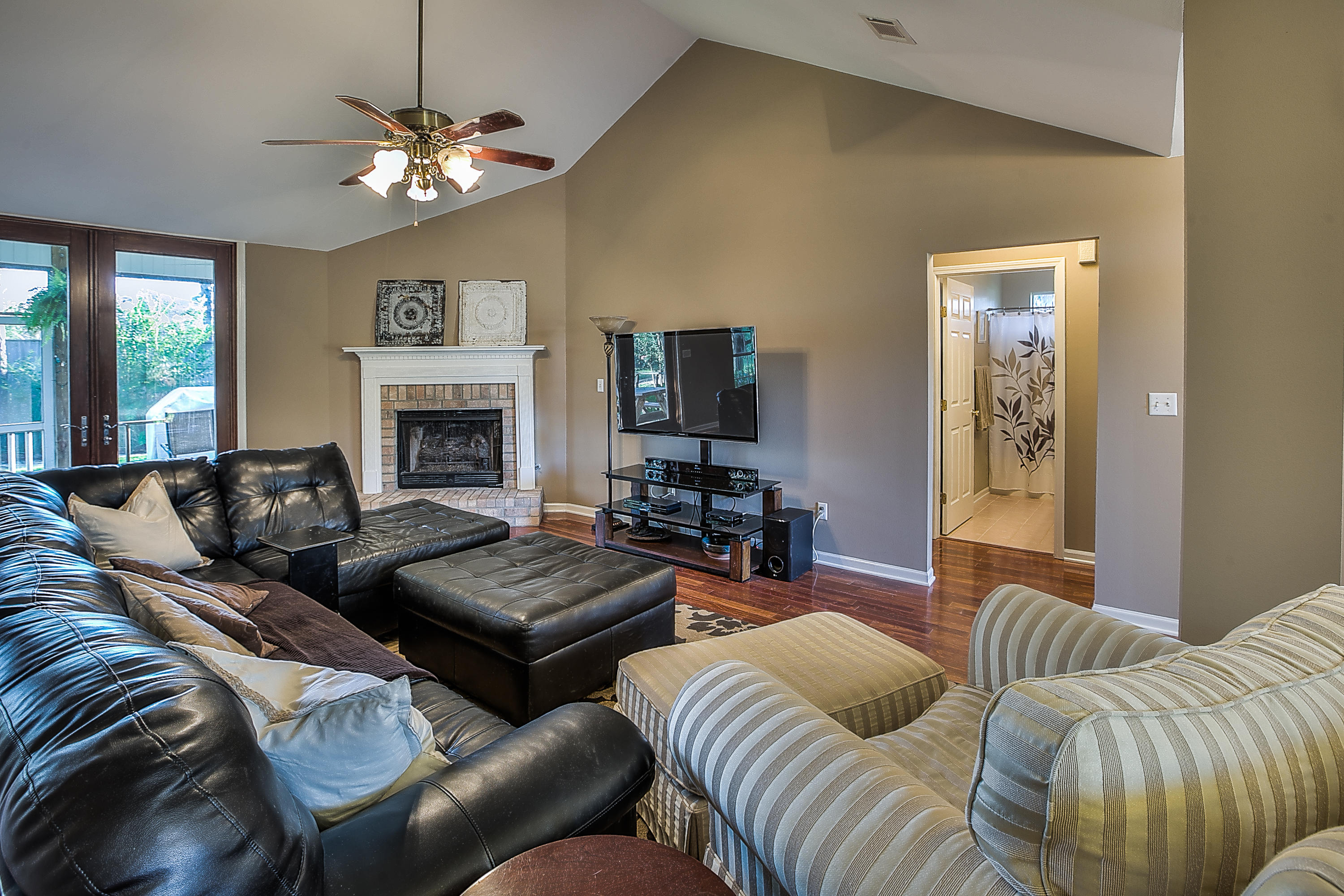 SUGAR ESTATES - Residential