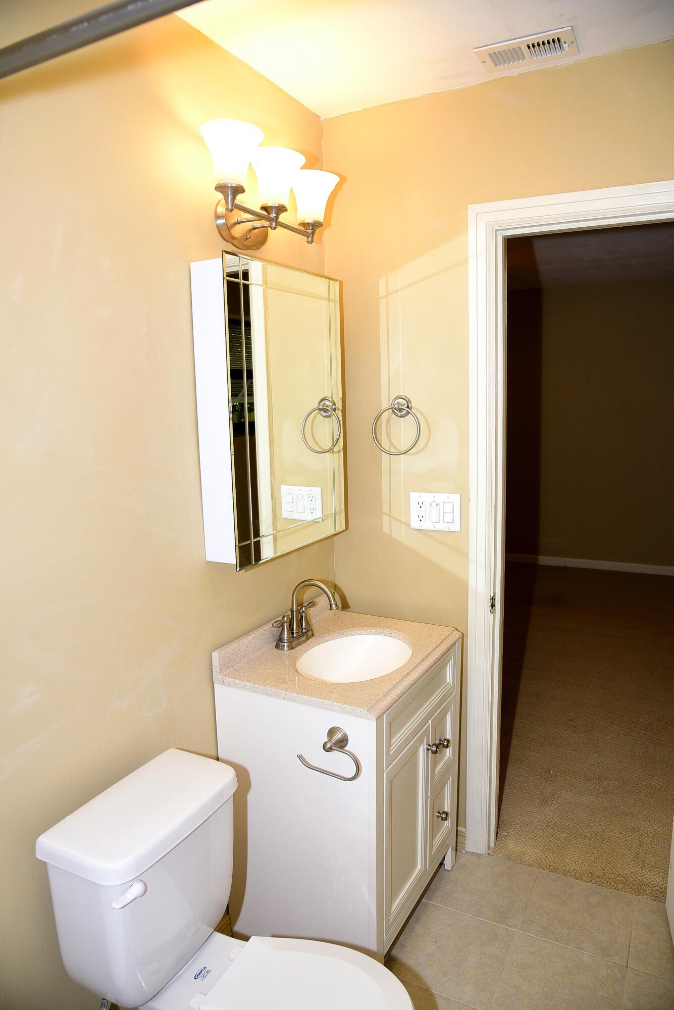 LONGWOOD S/D 1ST ADDN - Residential Lease