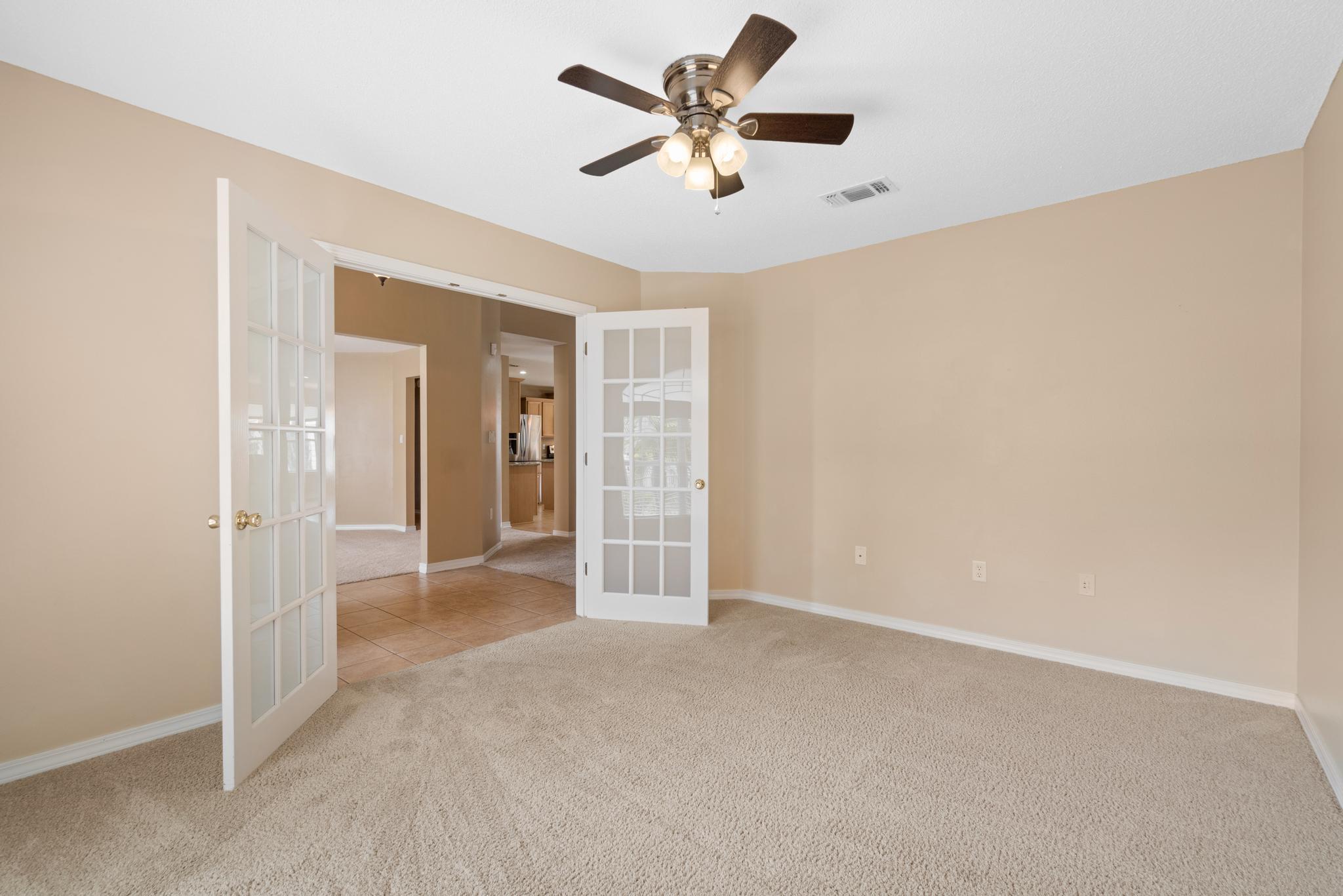 ASHBERRY WOODS - Residential