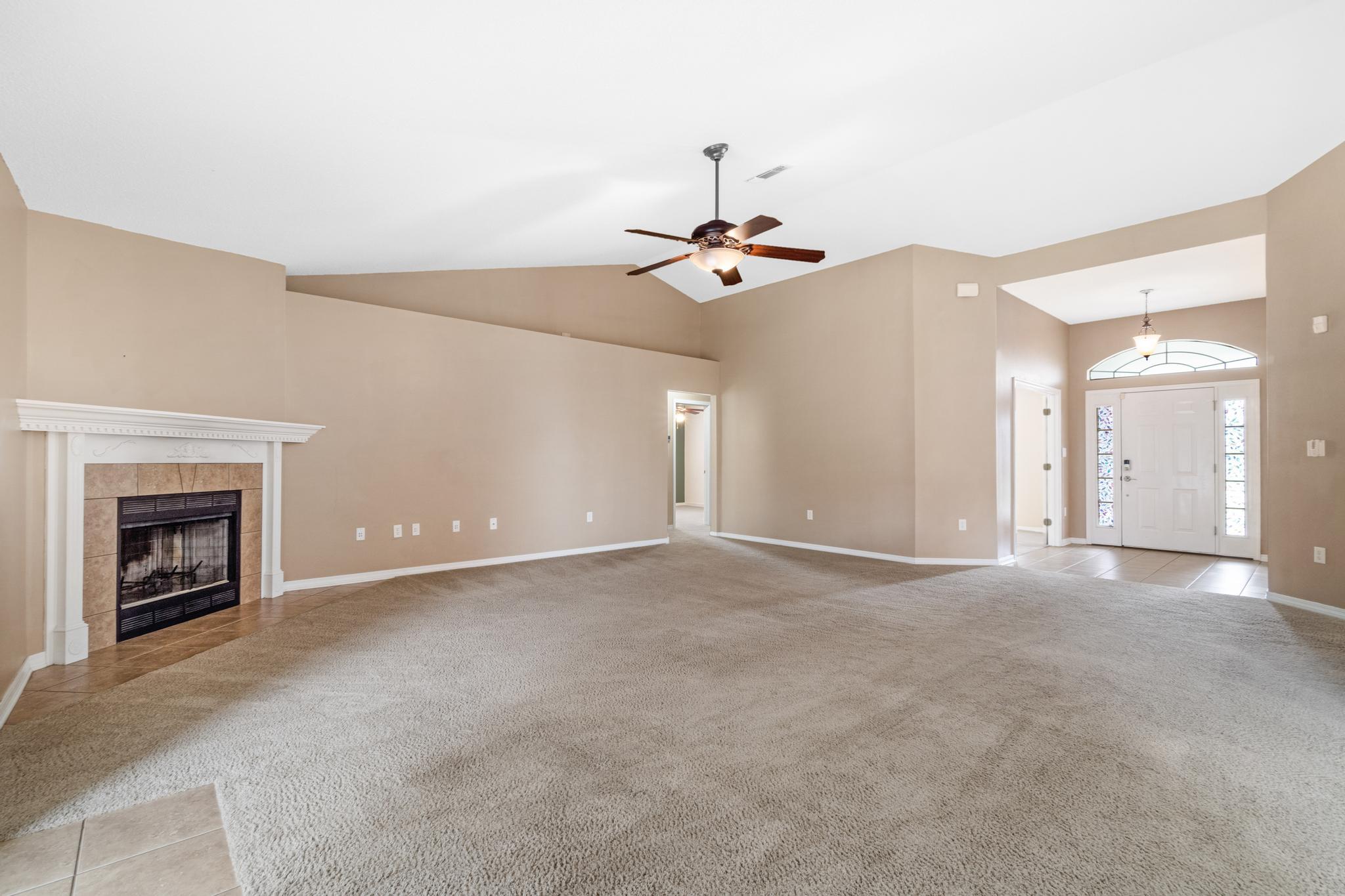 ASHBERRY WOODS - Residential