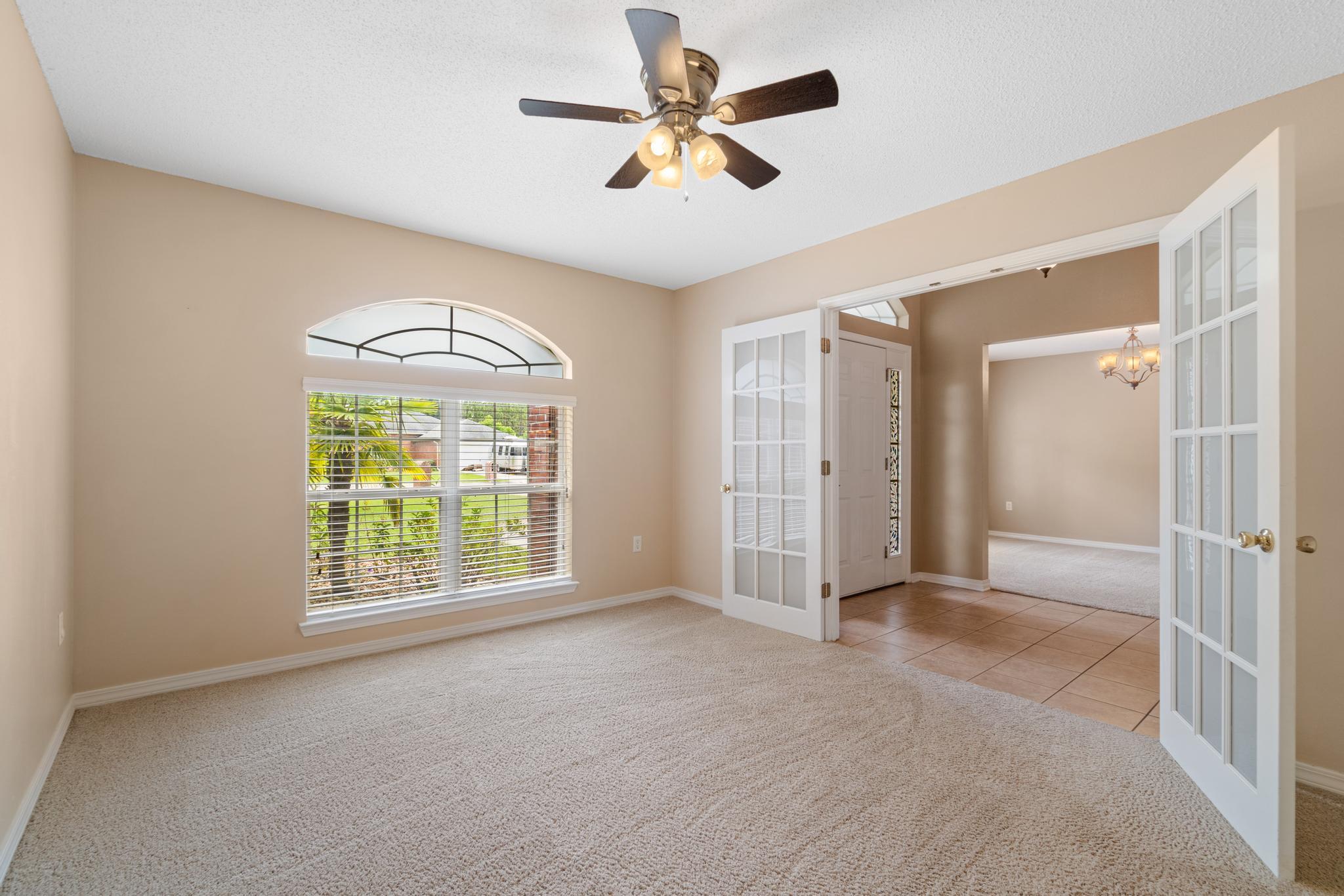 ASHBERRY WOODS - Residential