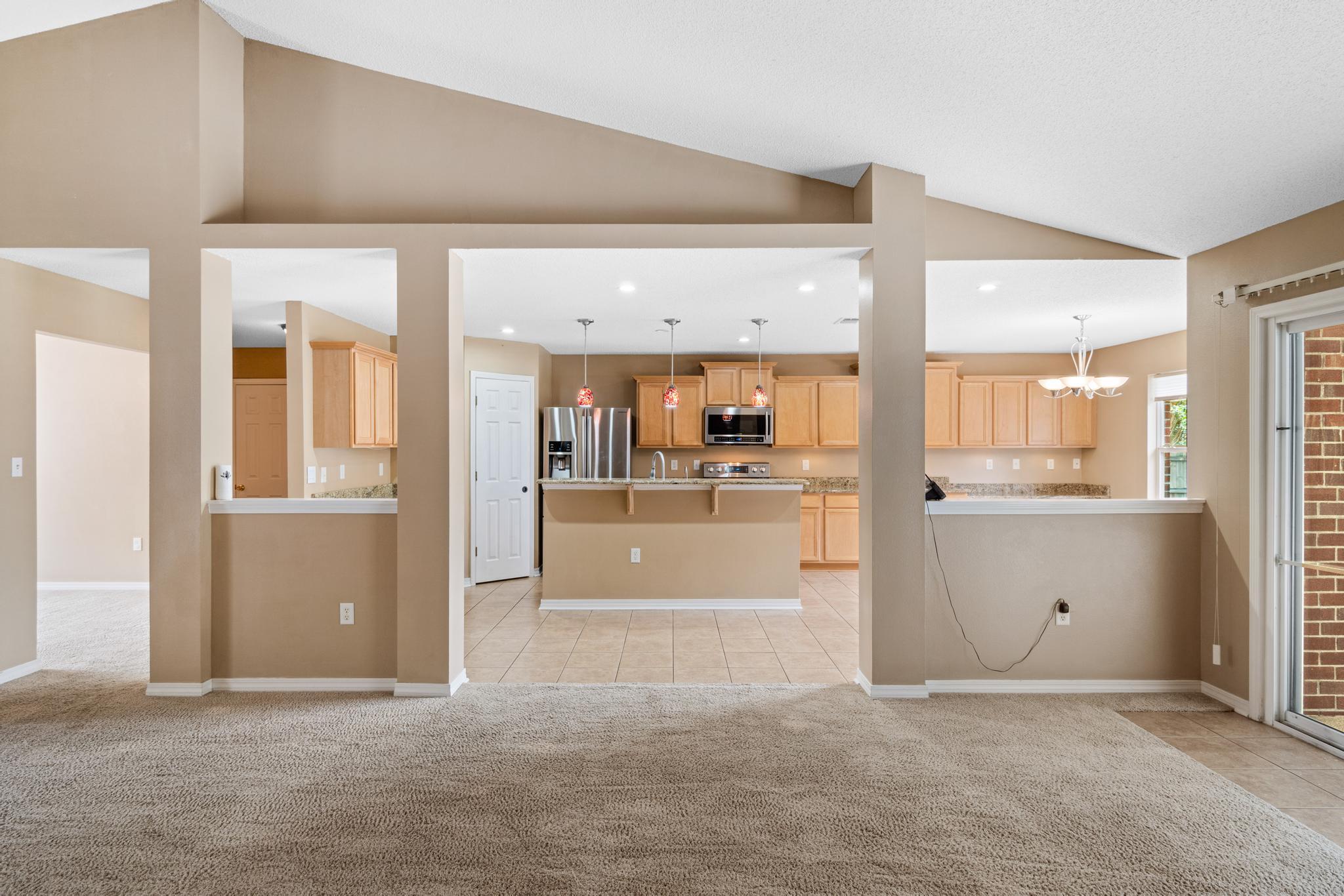 ASHBERRY WOODS - Residential