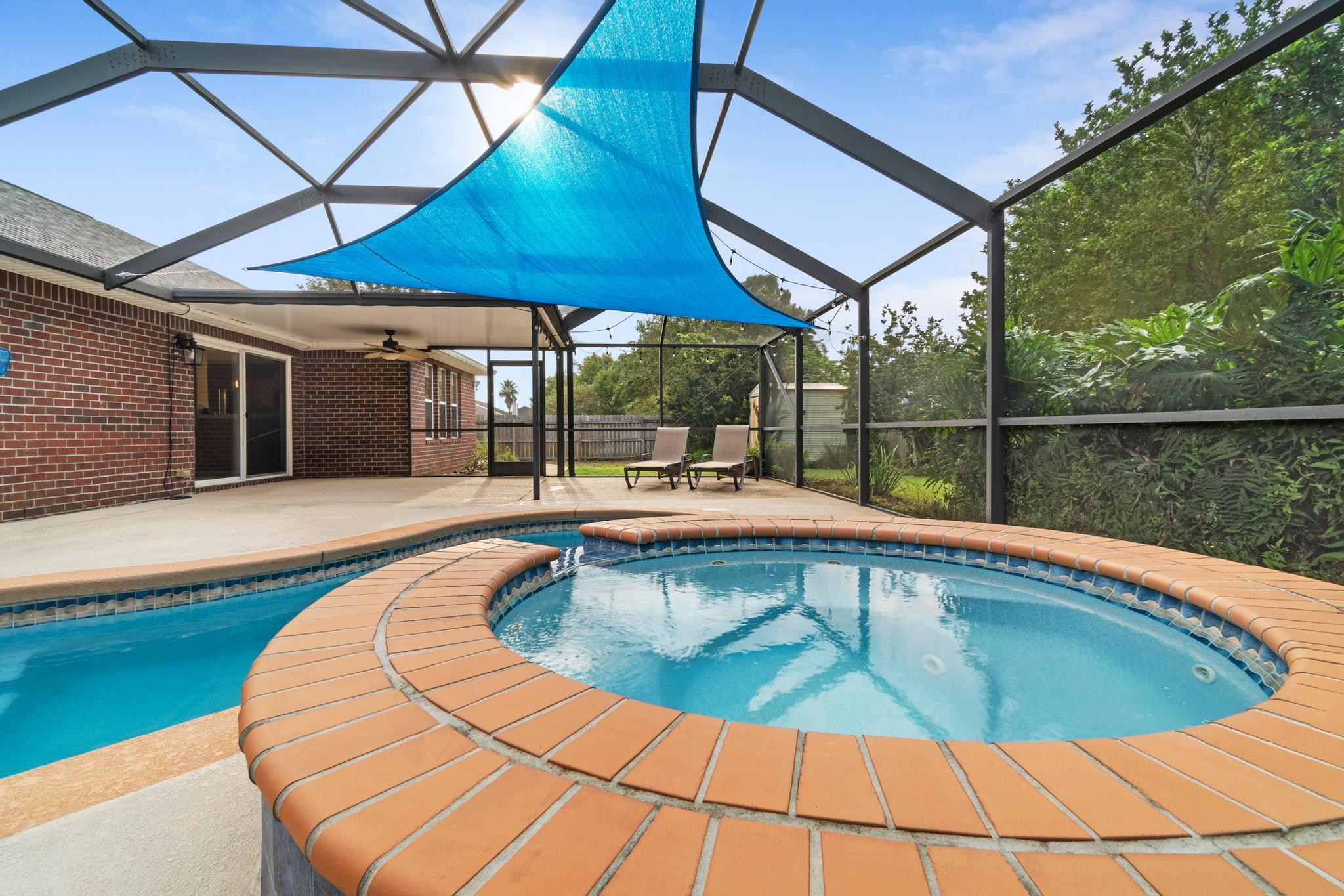 ASHBERRY WOODS - Residential