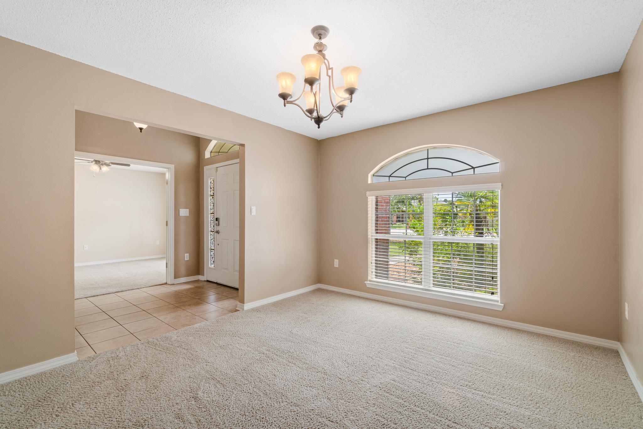 ASHBERRY WOODS - Residential