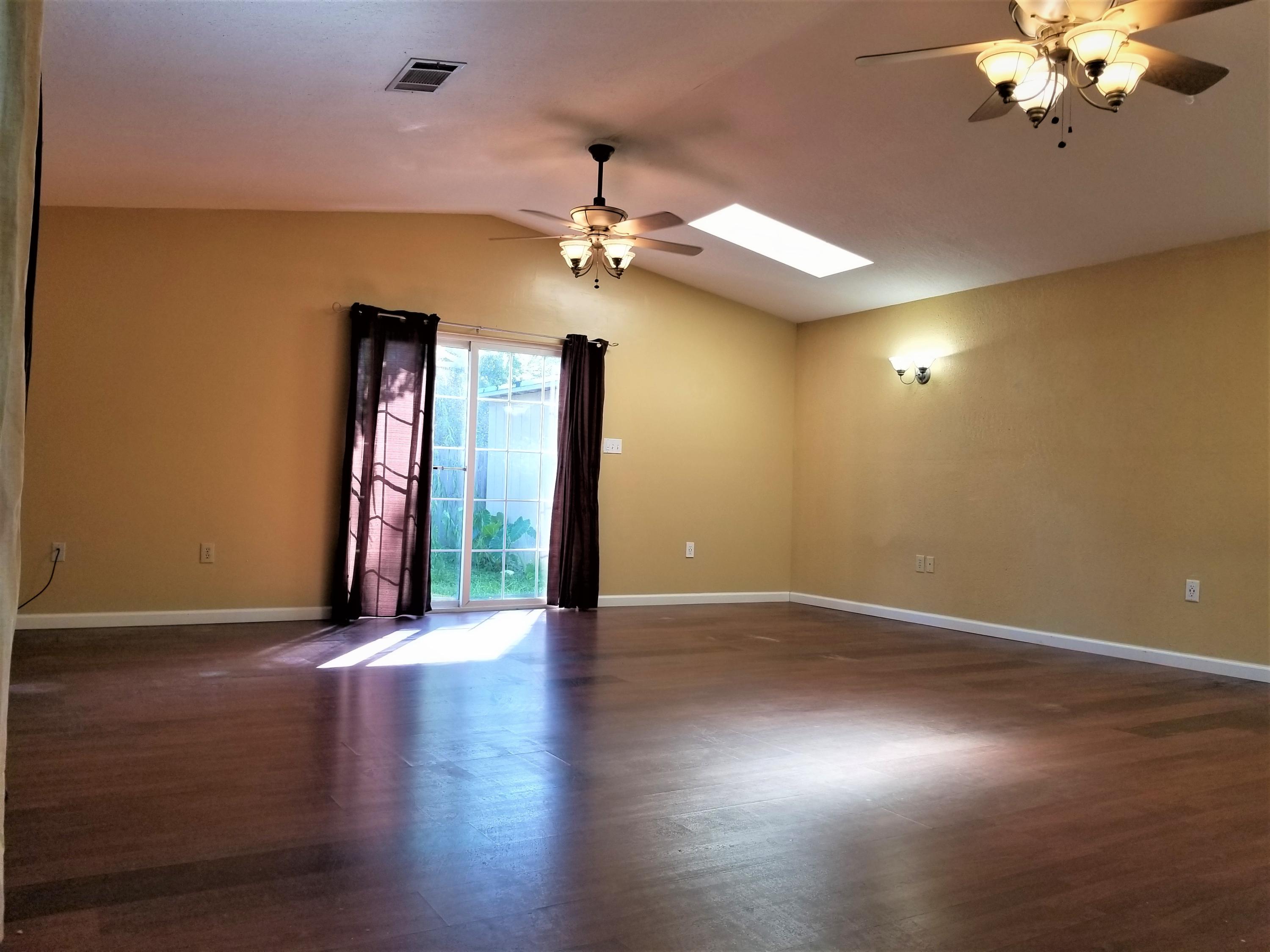 EASTWOOD 9TH ADDN - Residential