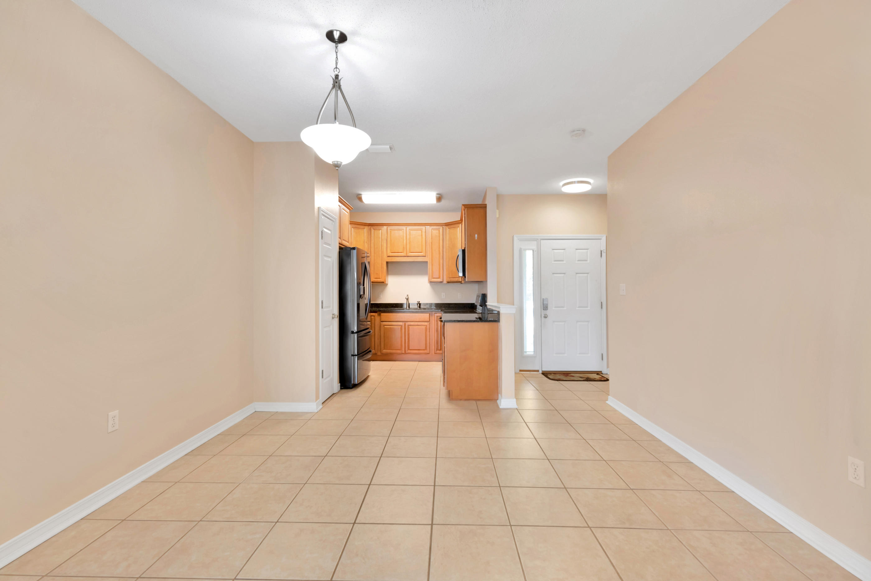 HIDDEN BAY VILLAGE - Residential