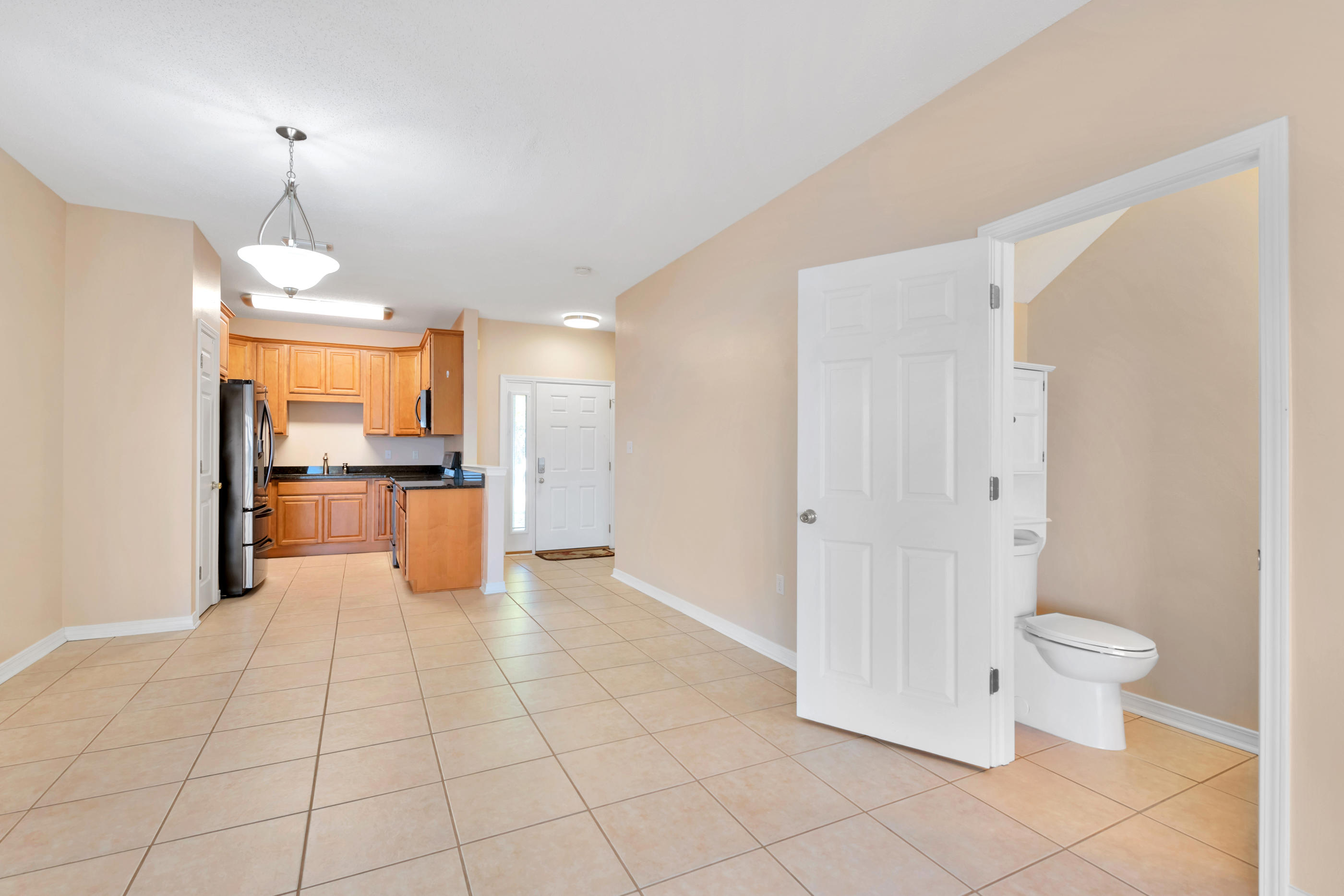 HIDDEN BAY VILLAGE - Residential