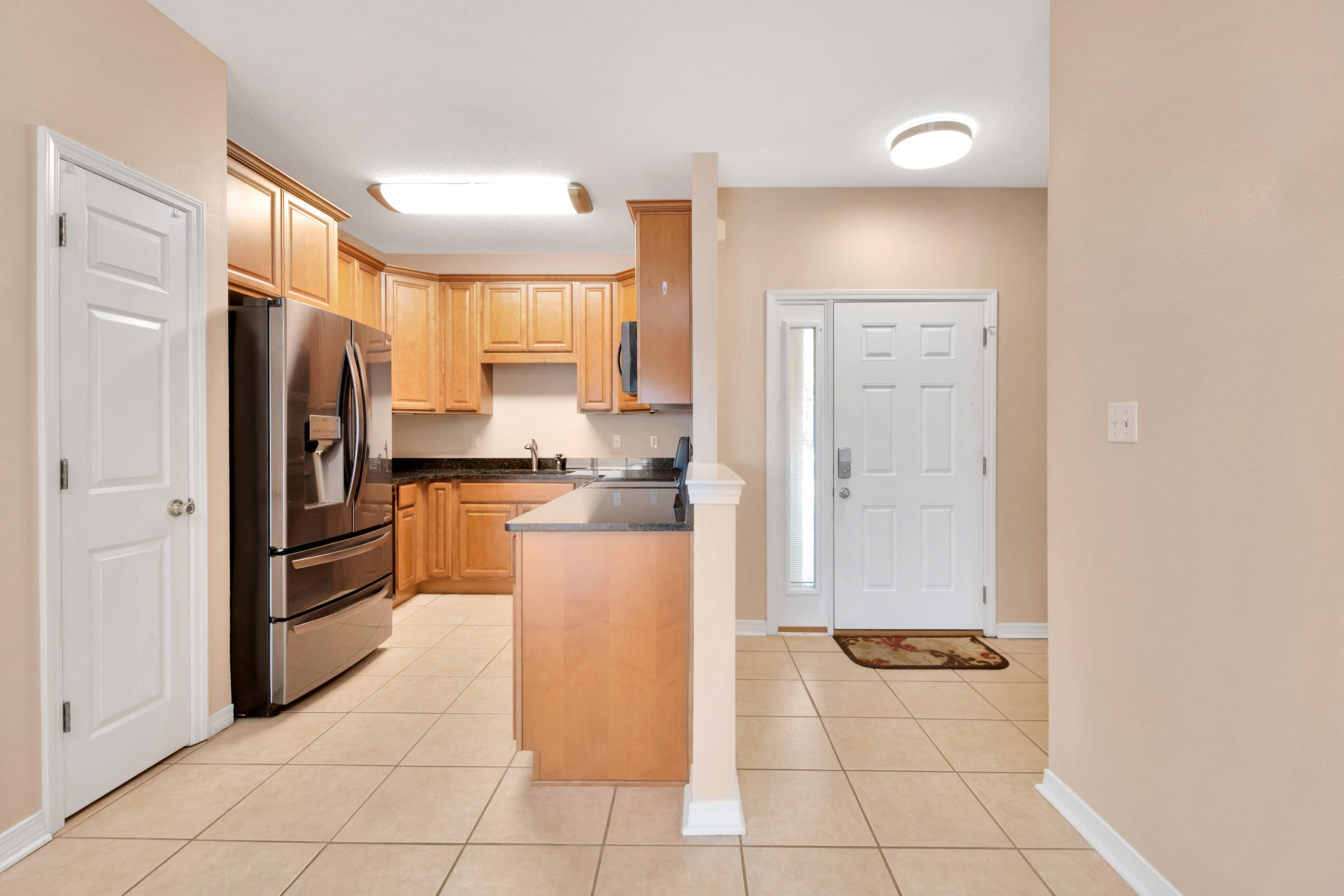 HIDDEN BAY VILLAGE - Residential