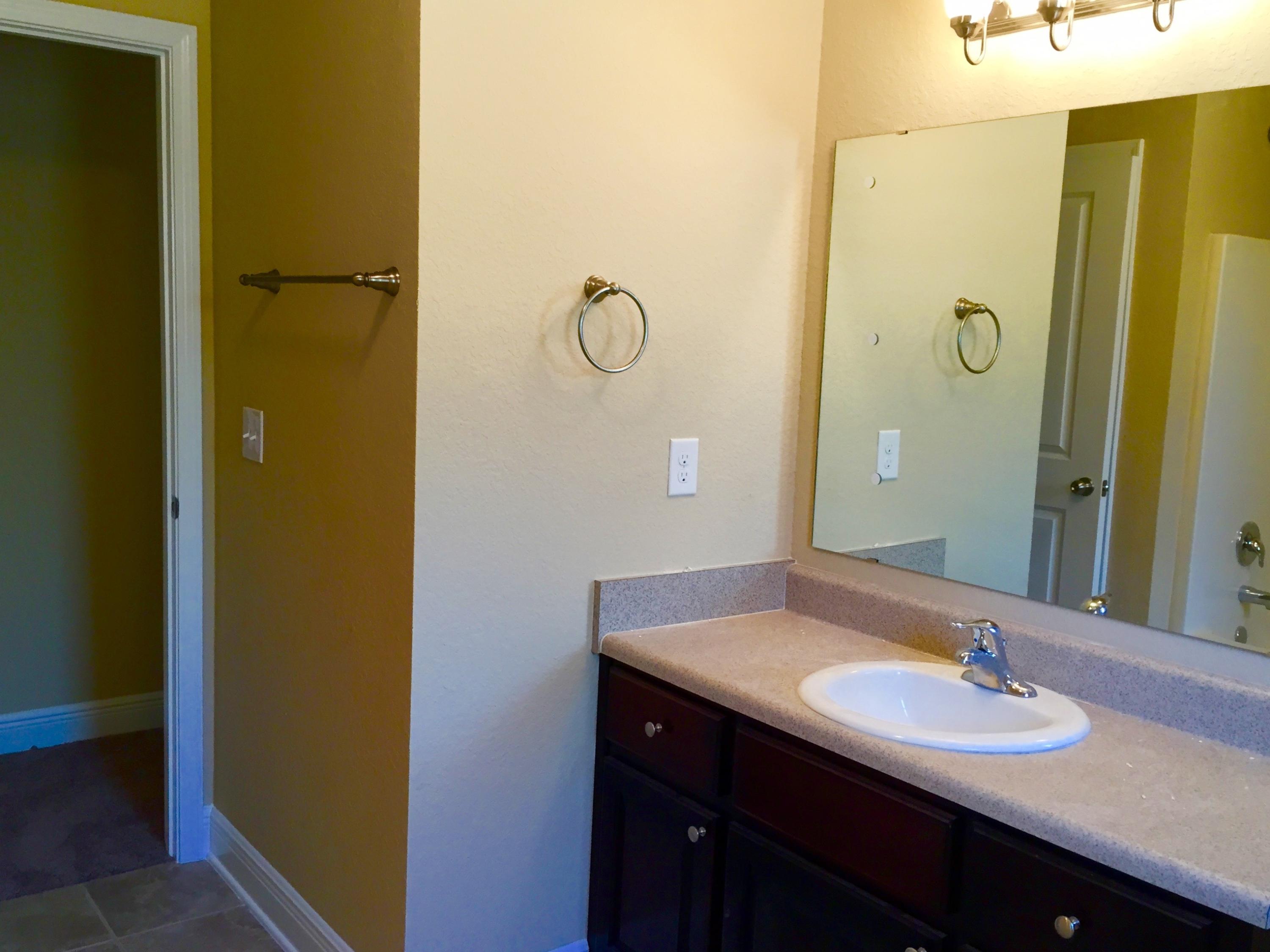 FOX VALLEY - Residential