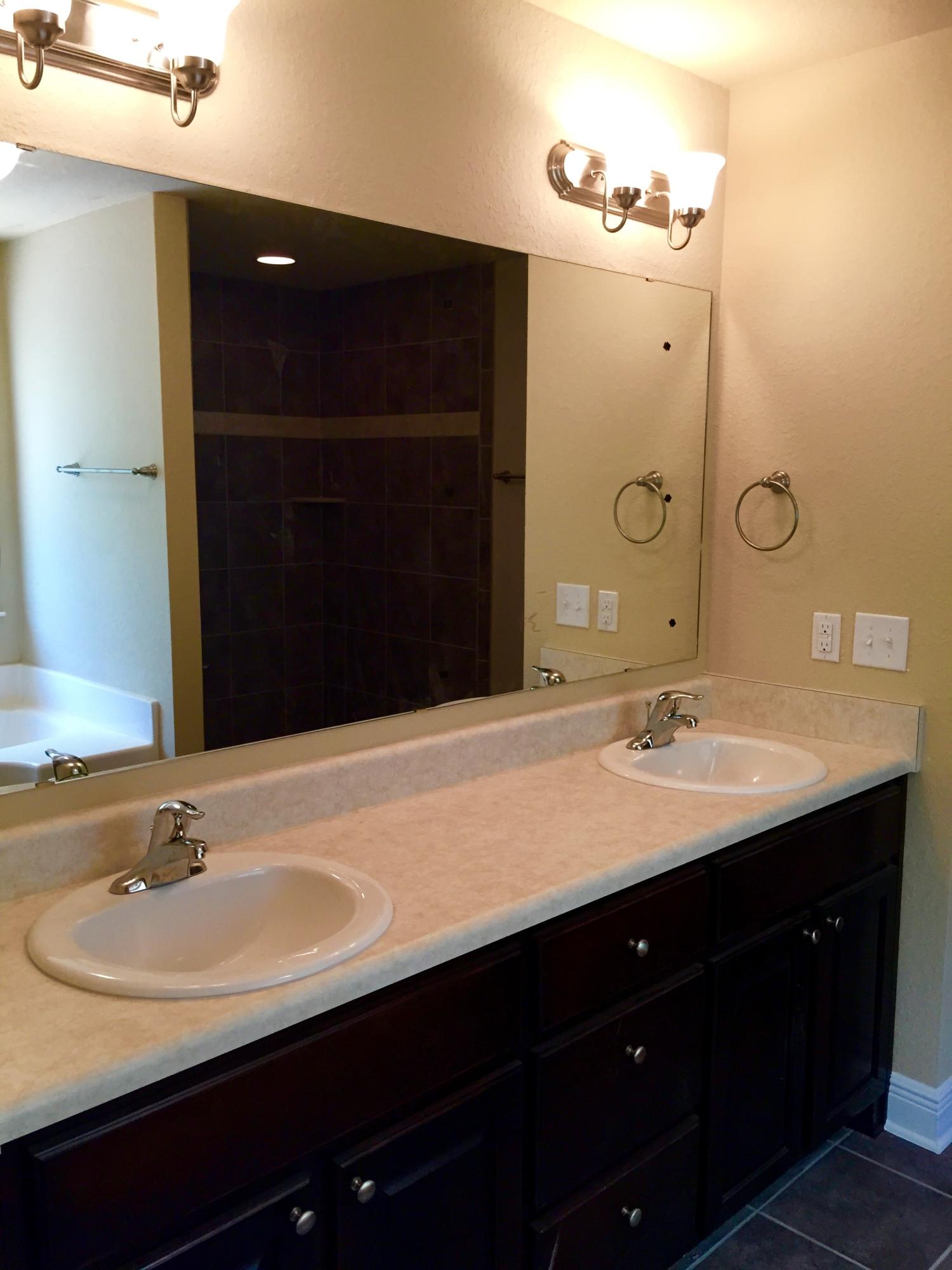 FOX VALLEY - Residential