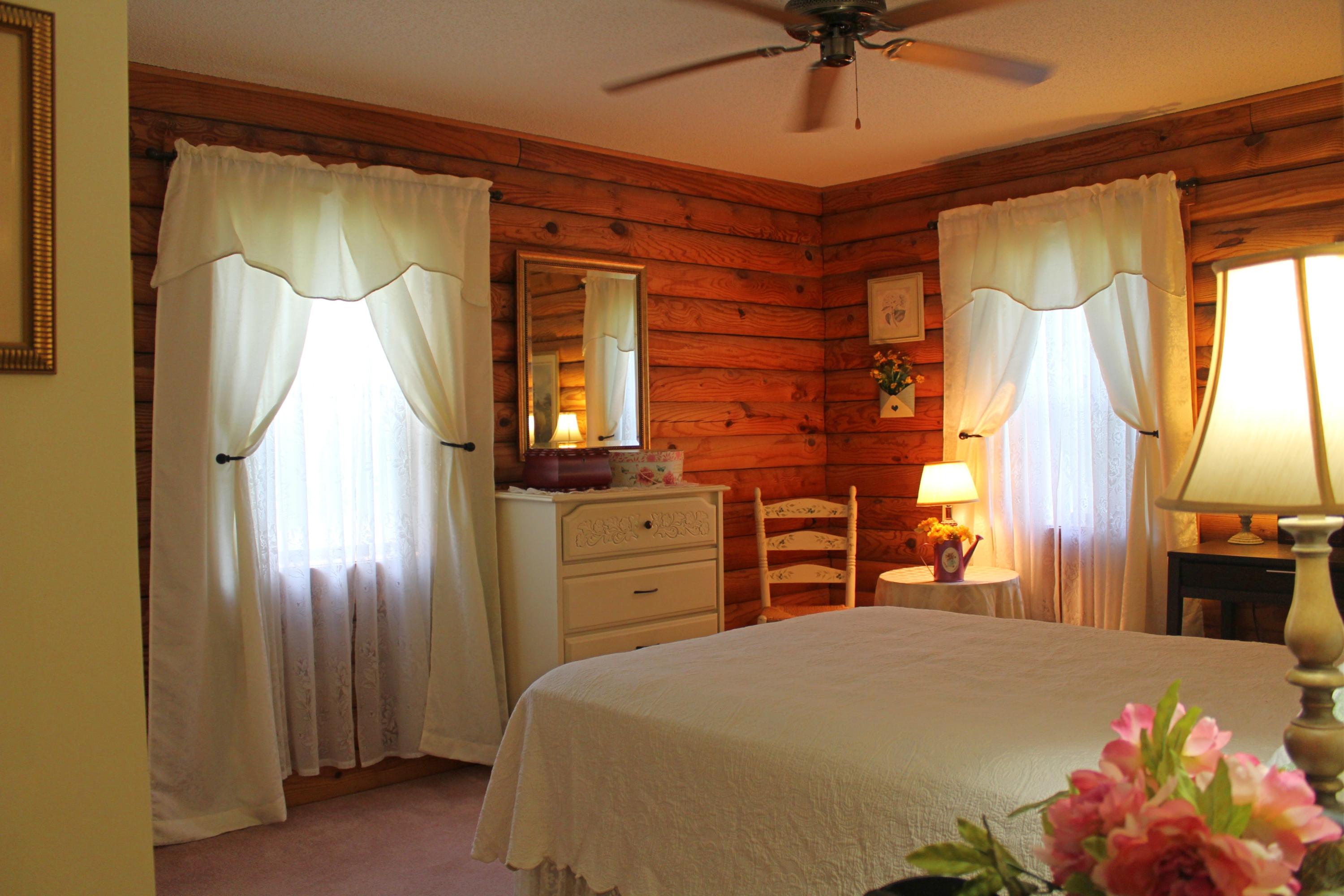 PRCL C DESC MORE AS:COM AT THE NW/C OF SEC RUN S 00 DEG 00'00''W 658.04 FT RUN N 84 DEG 32'53''E 174 - Residential