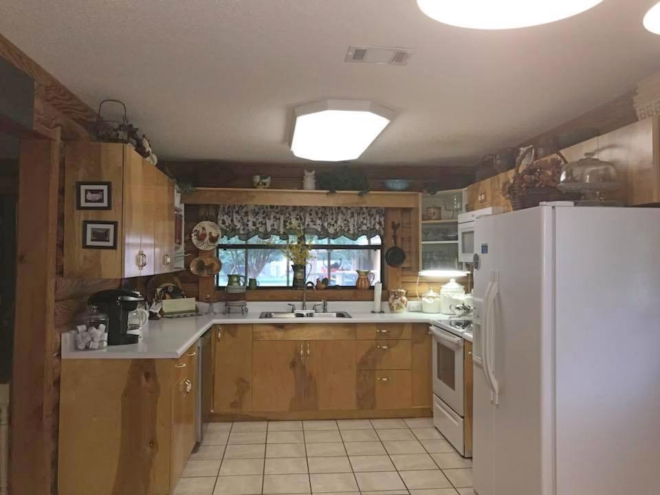 PRCL C DESC MORE AS:COM AT THE NW/C OF SEC RUN S 00 DEG 00'00''W 658.04 FT RUN N 84 DEG 32'53''E 174 - Residential