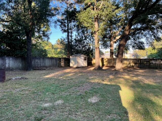 COUNTRY OAKS ESTATES PH 2 - Residential Lease