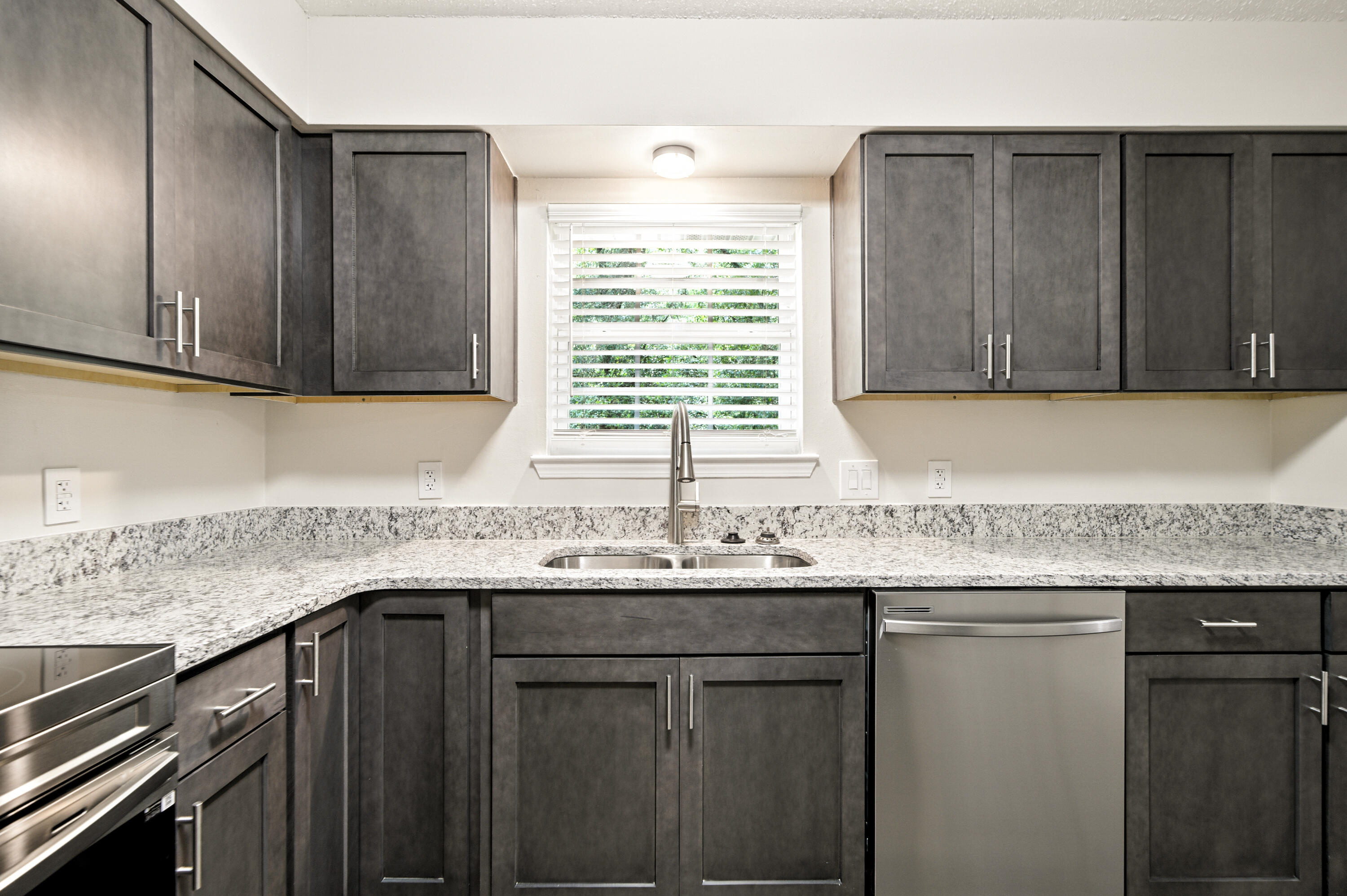 TOWN OF DEFUNIAK - Residential