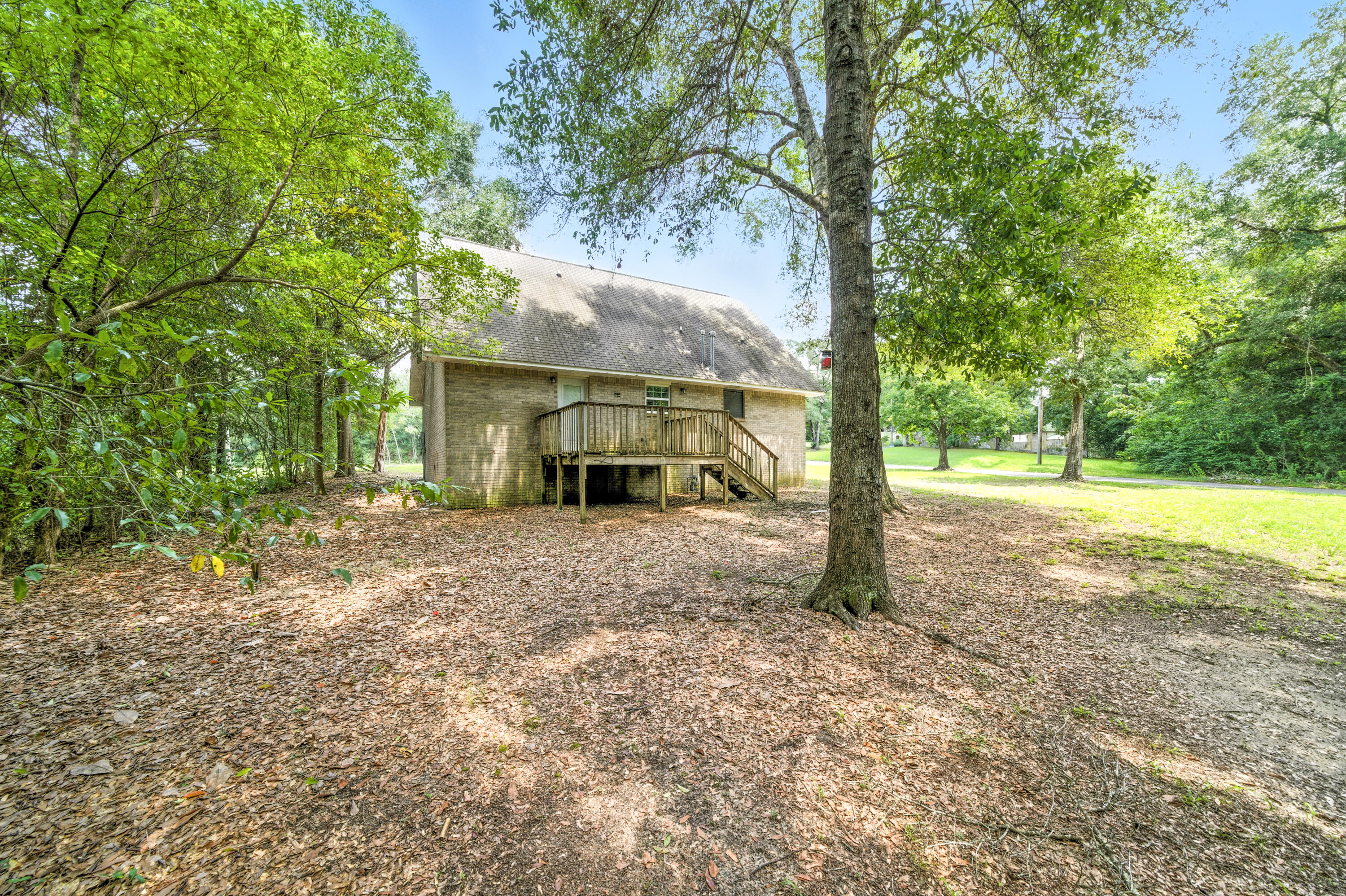 TOWN OF DEFUNIAK - Residential