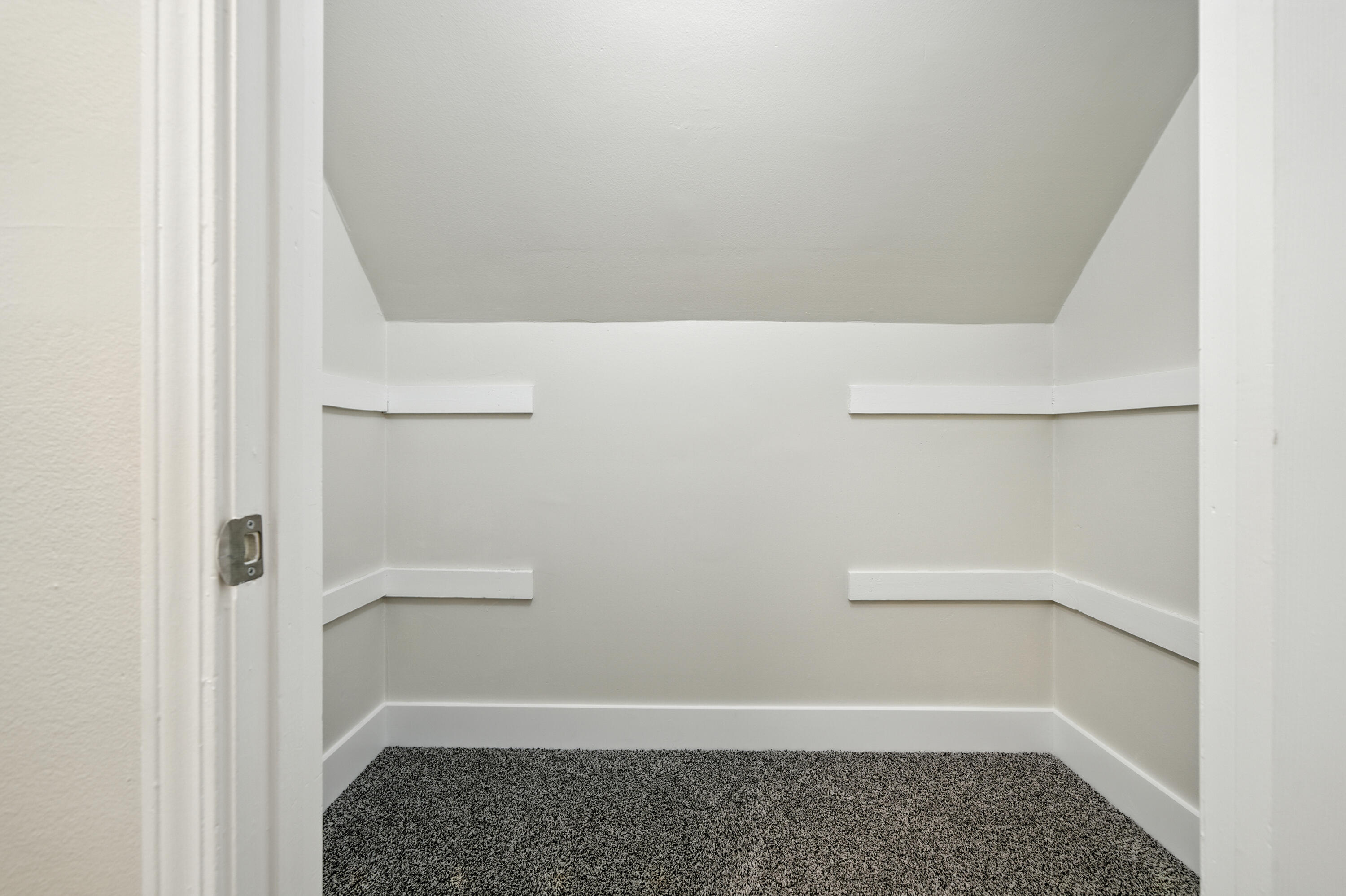 TOWN OF DEFUNIAK - Residential