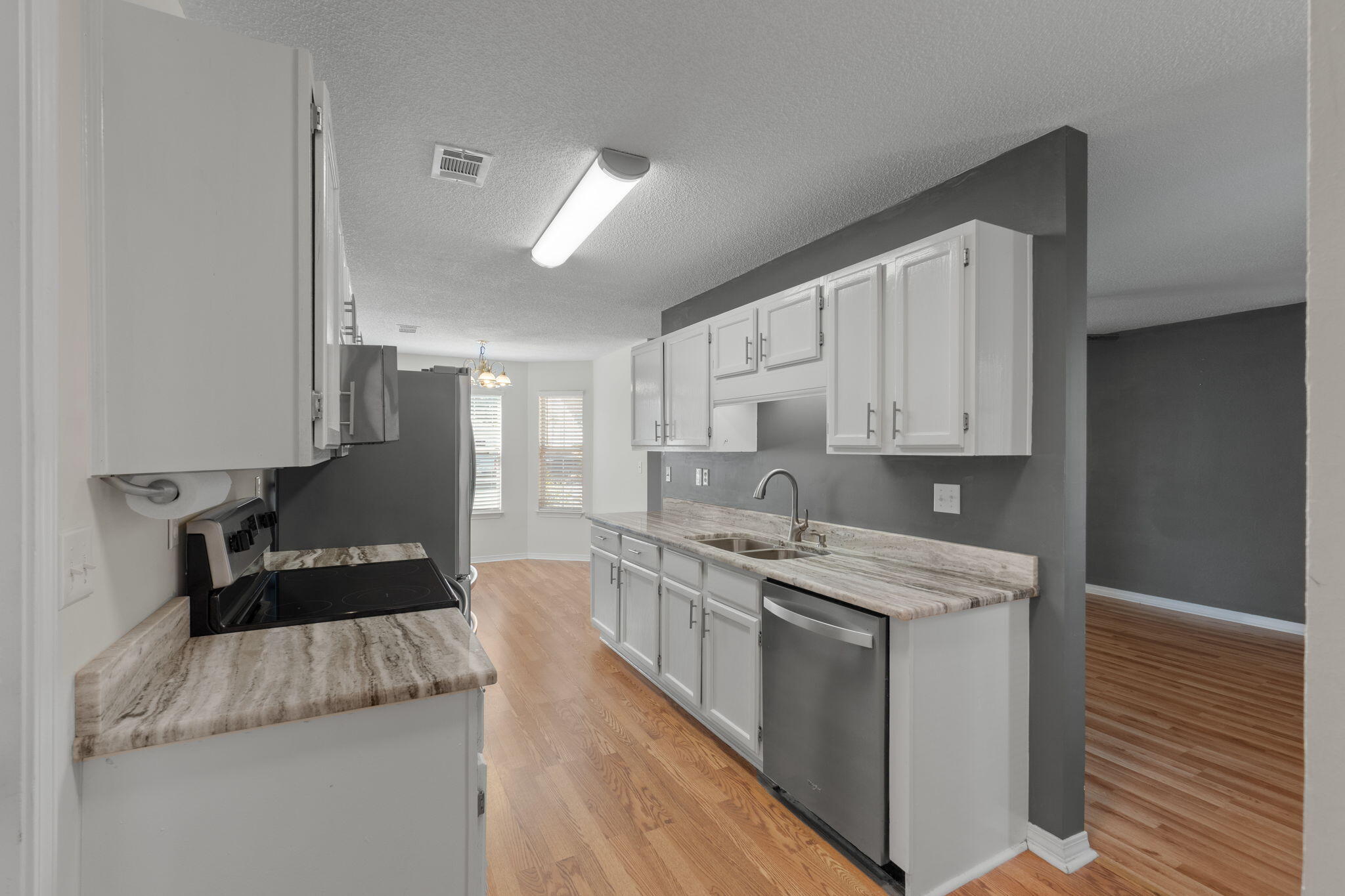 SOUTHWAY ESTATES 1ST ADDN - Residential