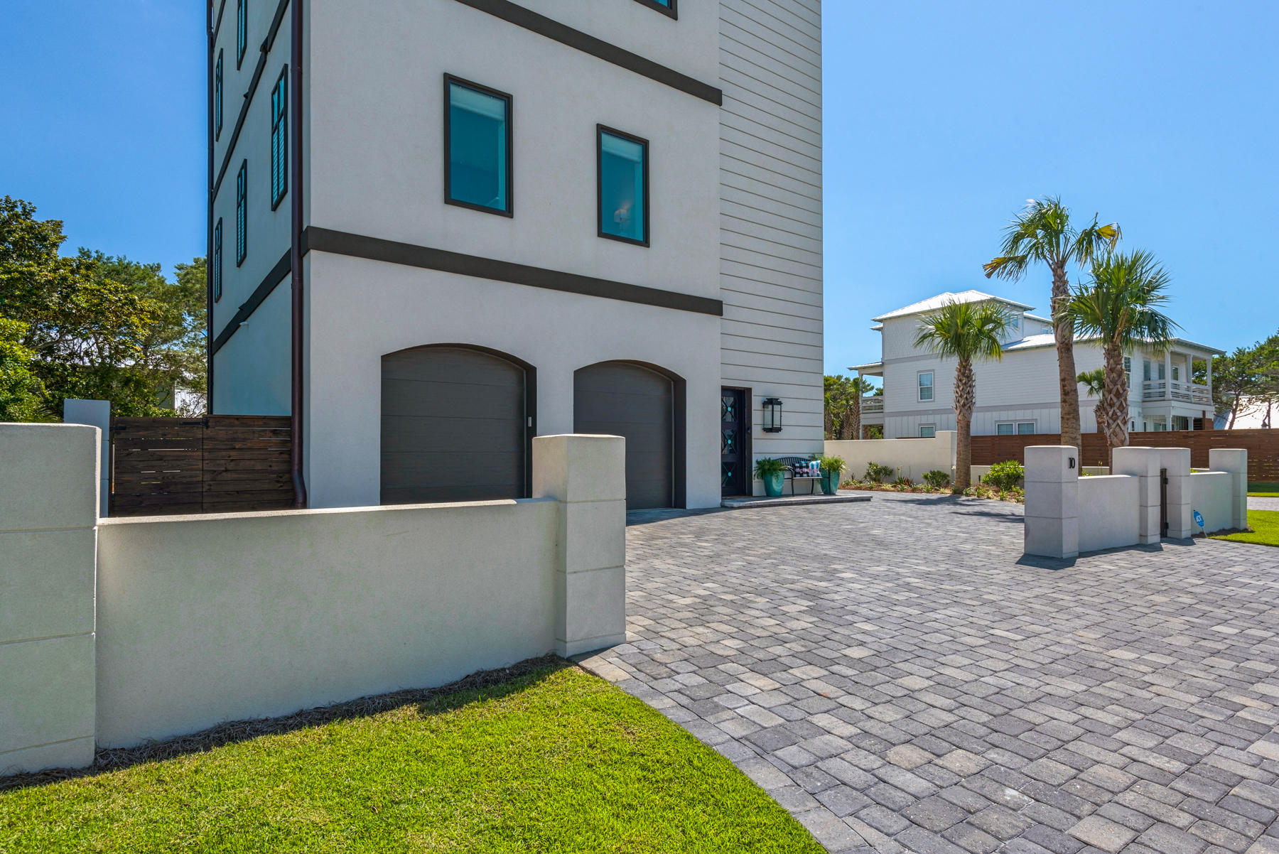 FRANGISTA BEACH 2ND ADDN - Residential