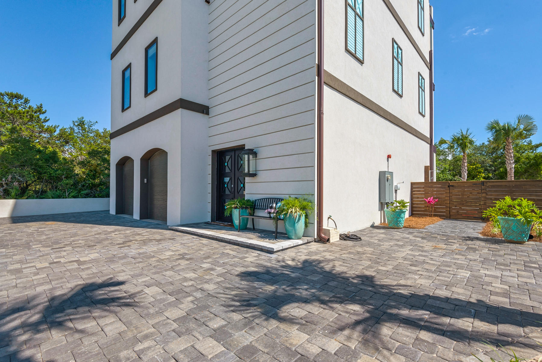 FRANGISTA BEACH 2ND ADDN - Residential
