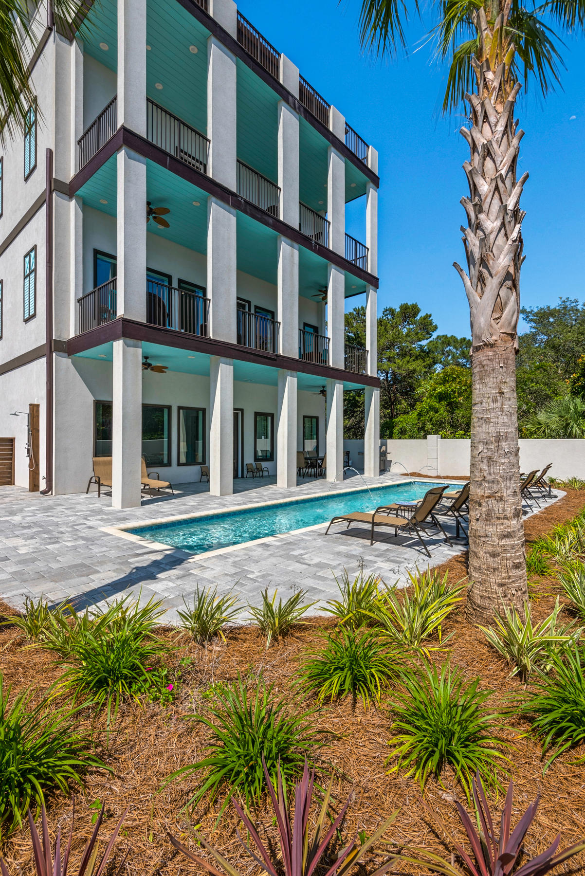 FRANGISTA BEACH 2ND ADDN - Residential