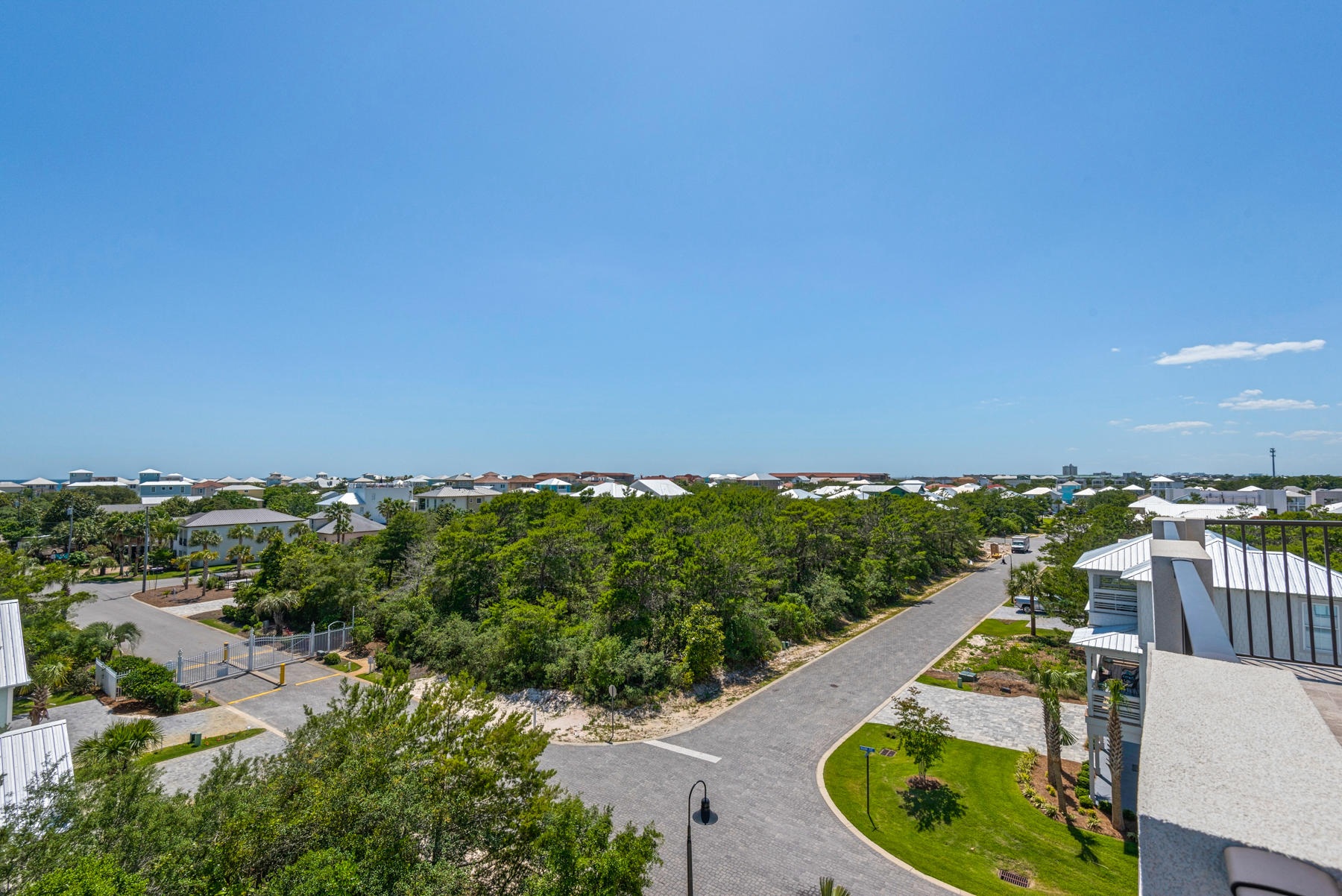 FRANGISTA BEACH 2ND ADDN - Residential